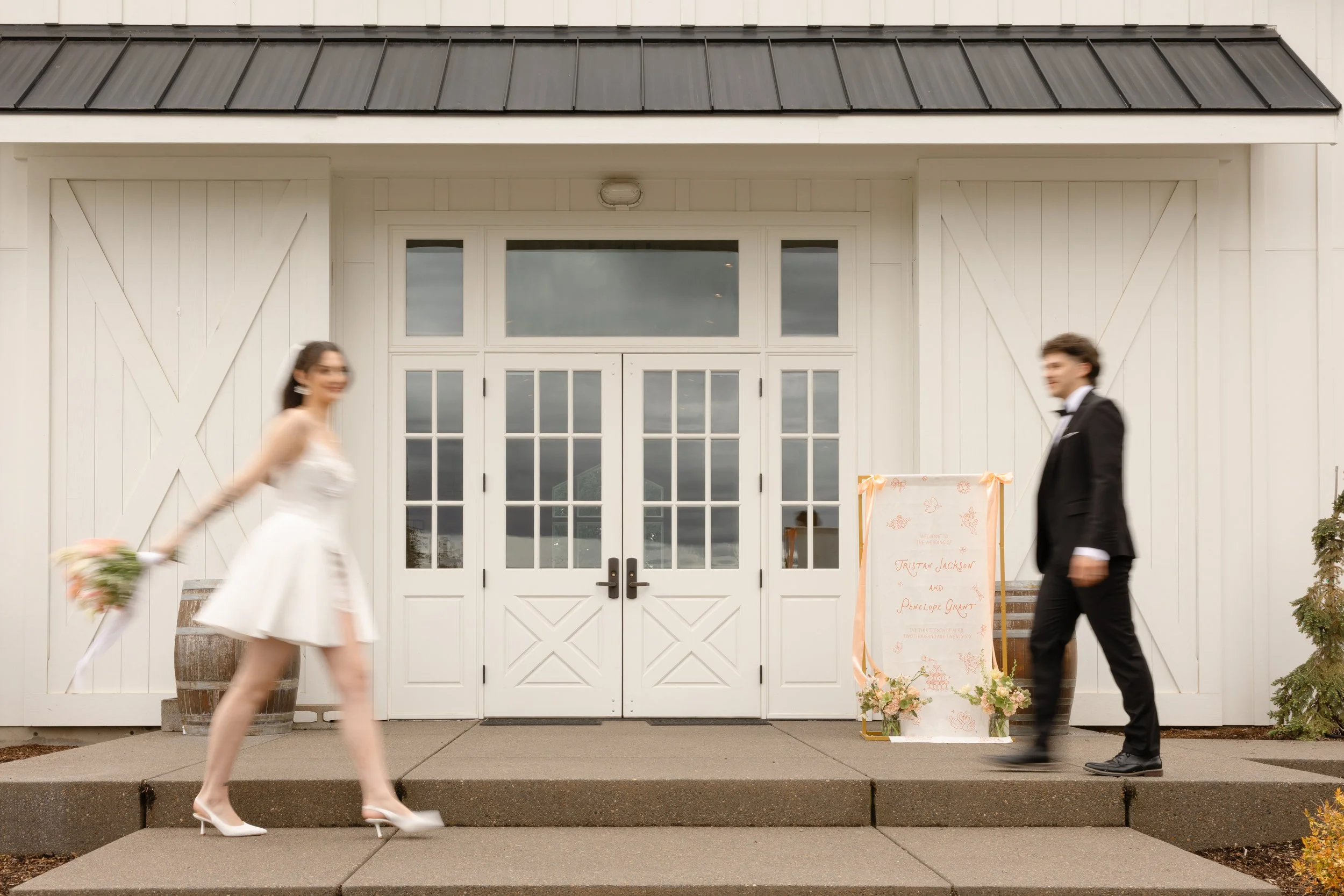 RWP_Oregon.Wedding.Photographer_FarmOnGoldenHill-335.jpg