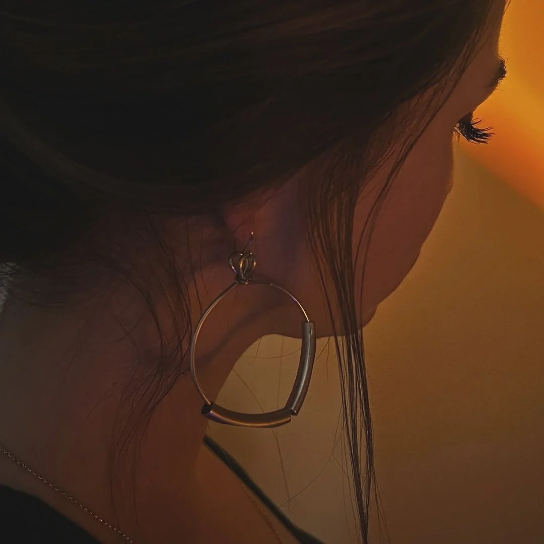 Everyday Hoops that blend simplicity with edge. 

#jewlery #earrings #hoops #silverhoops