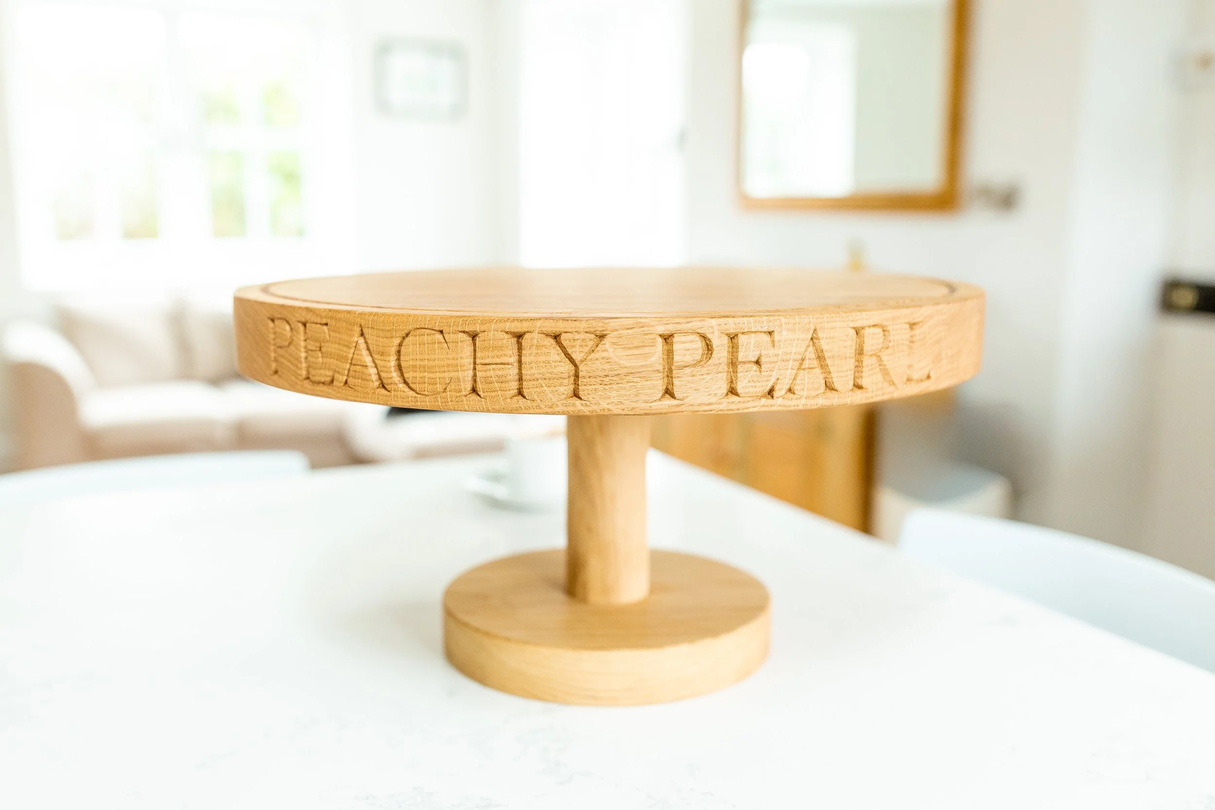 HannahPartridgePhotography_PeachyPearlCakeBranding-0269.jpg