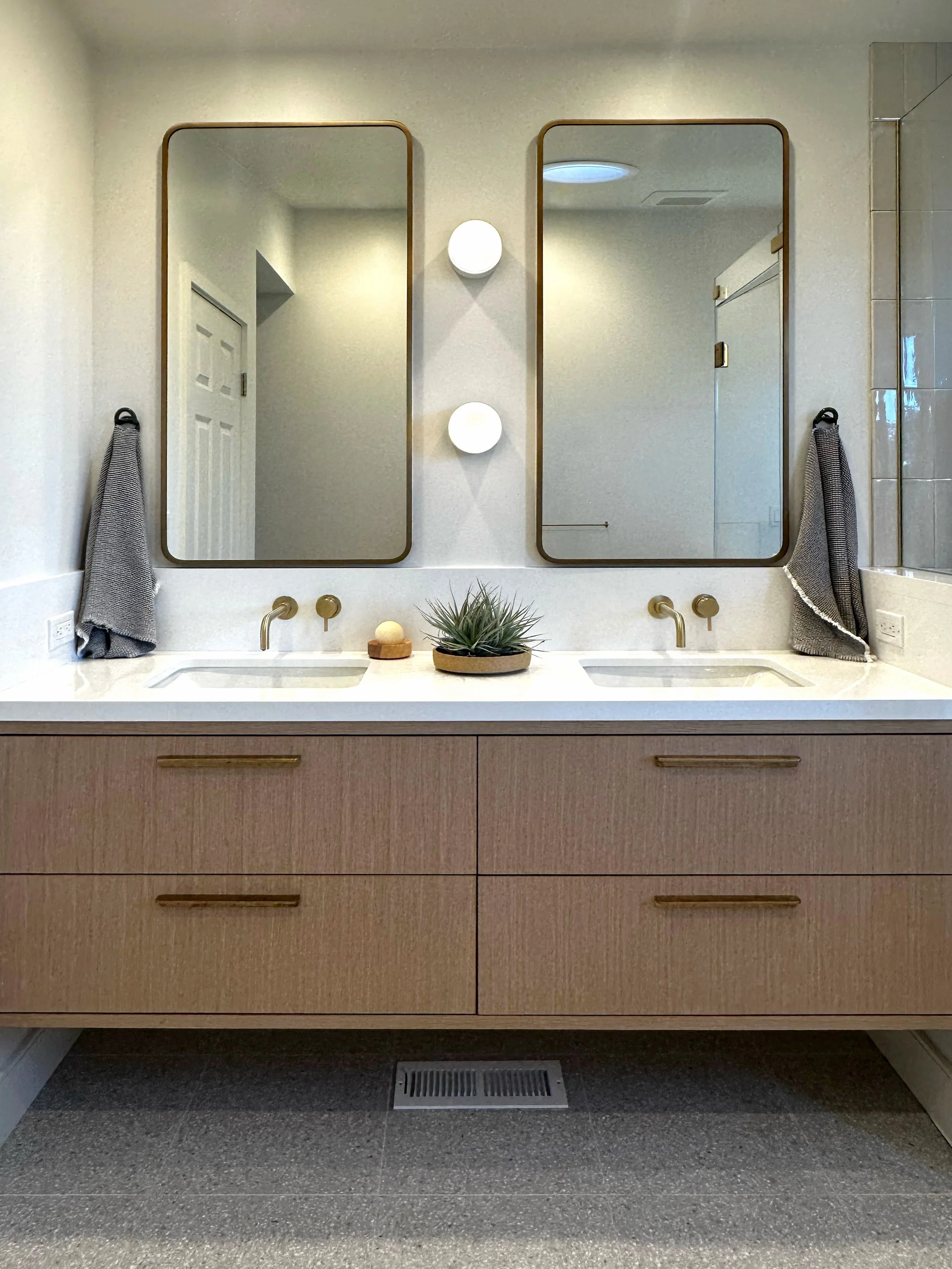 PM_Bathroom_4.jpeg