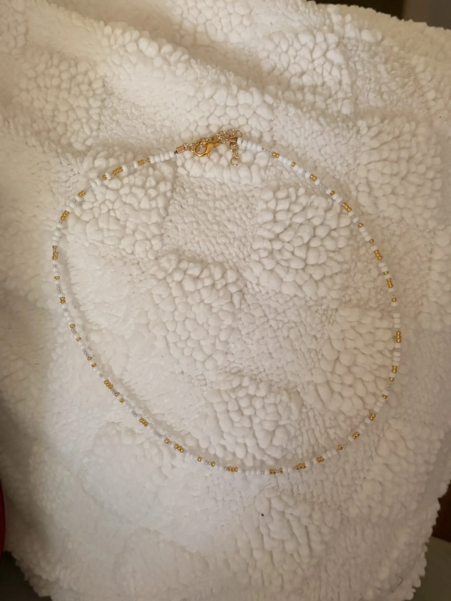 White and Gold Necklace (Small).jpeg