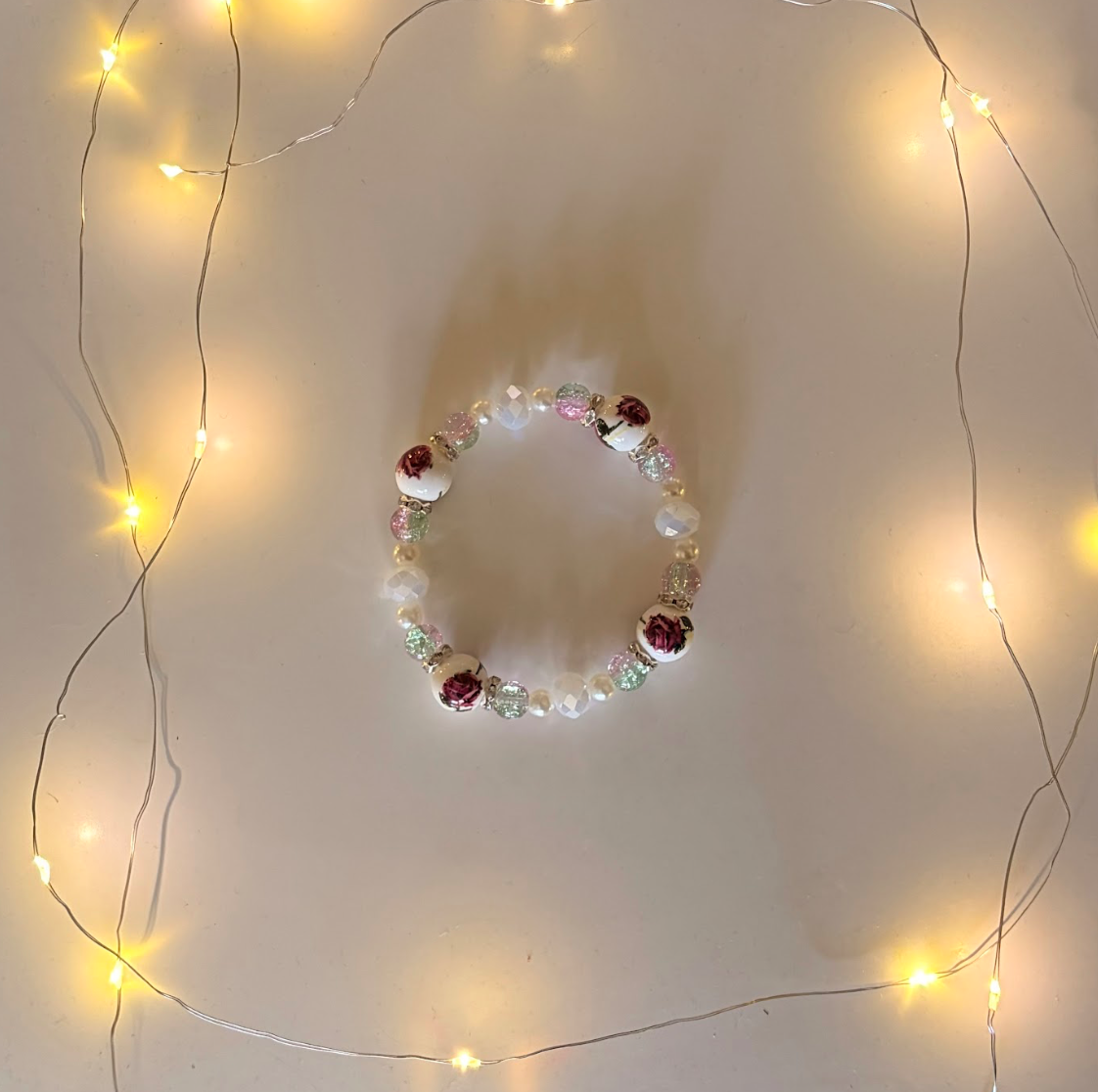SNOWY ROSE BRACELET