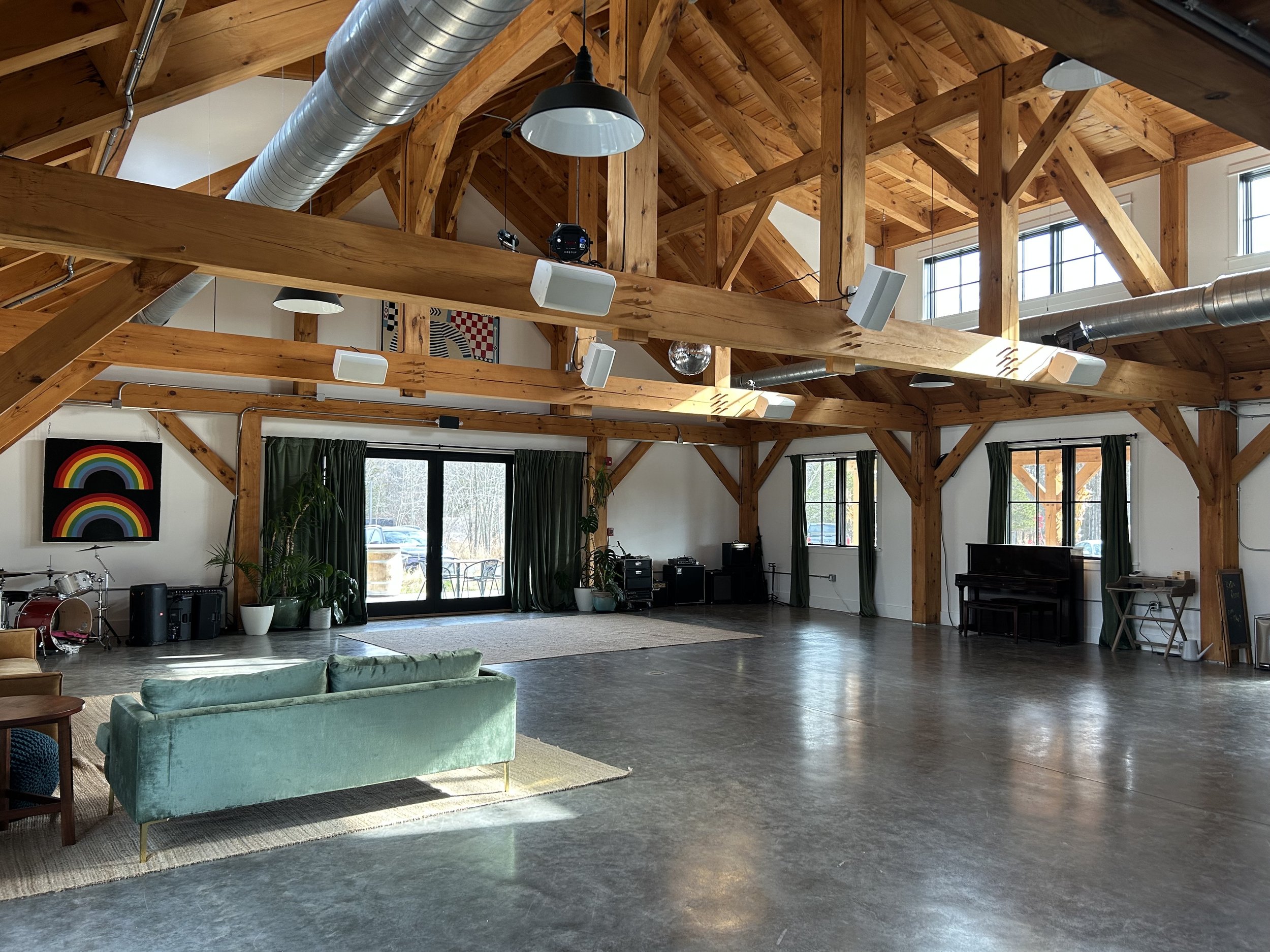 livingroom.jpg