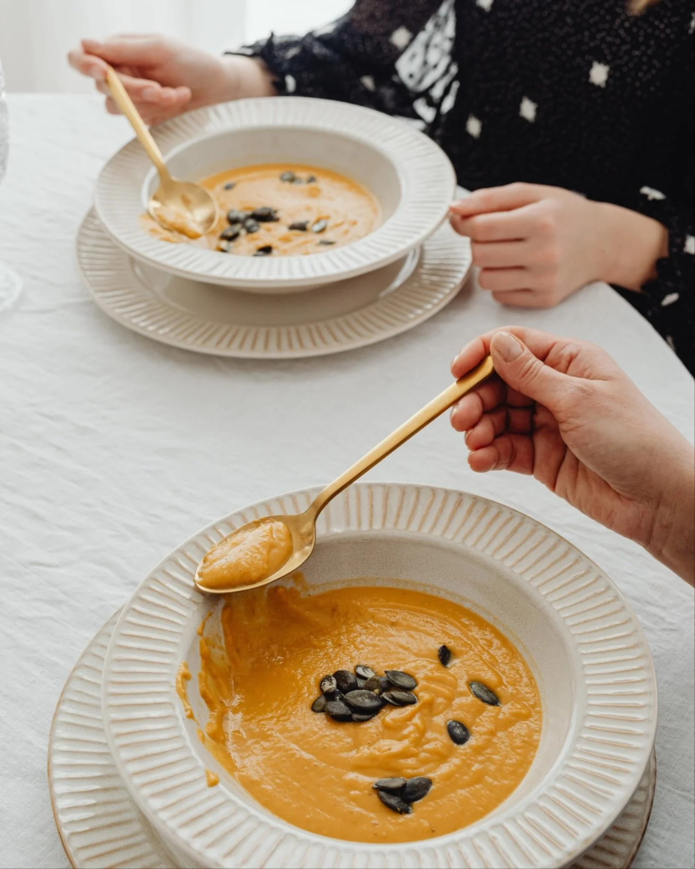 Looking for easy meals the whole family will love? Back-to-school nights just got easier! 🍂 

🍲 These 5 cozy one-pot dinners are perfect for busy fall evenings&mdash;nutritious, family-friendly, and (best part) minimal cleanup. From pumpkin lentil 