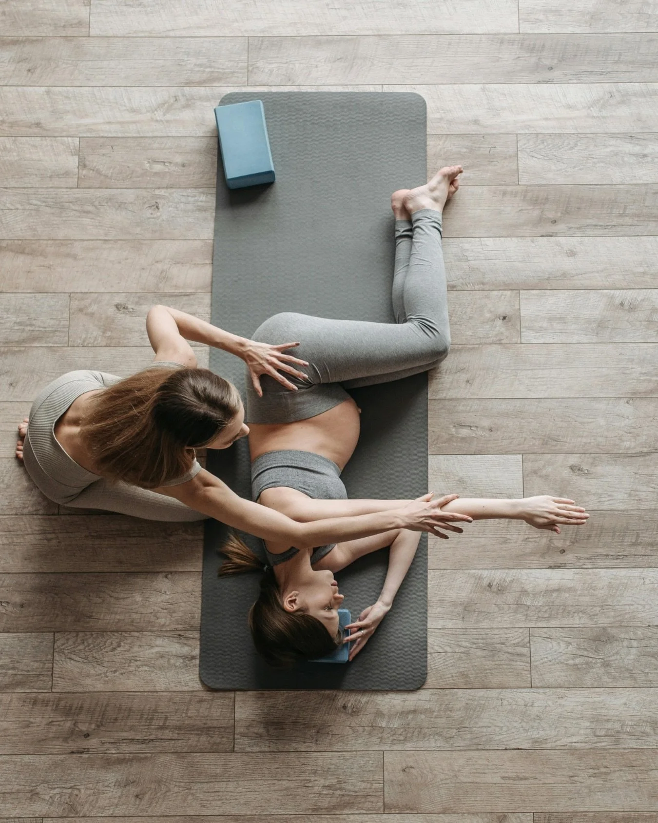 Leaking, pelvic pain, pressure, or discomfort with intimacy during pregnancy or after birth? You are not alone 🤍 And you do not have to live with it.

Pelvic floor physiotherapy supports your body through pregnancy, postpartum recovery, and returnin