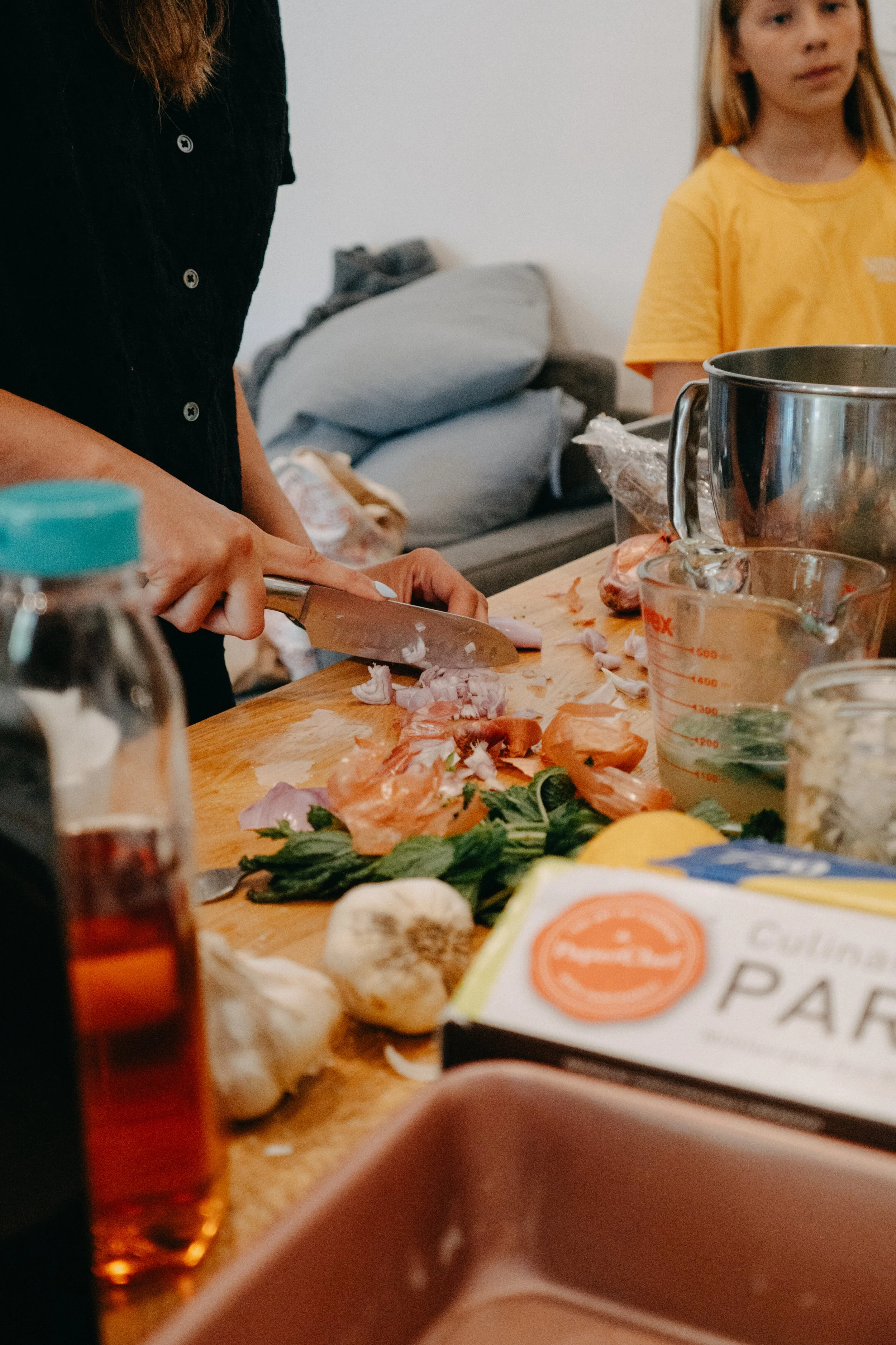 SUMMER KITCHEN VOLUNTEER 