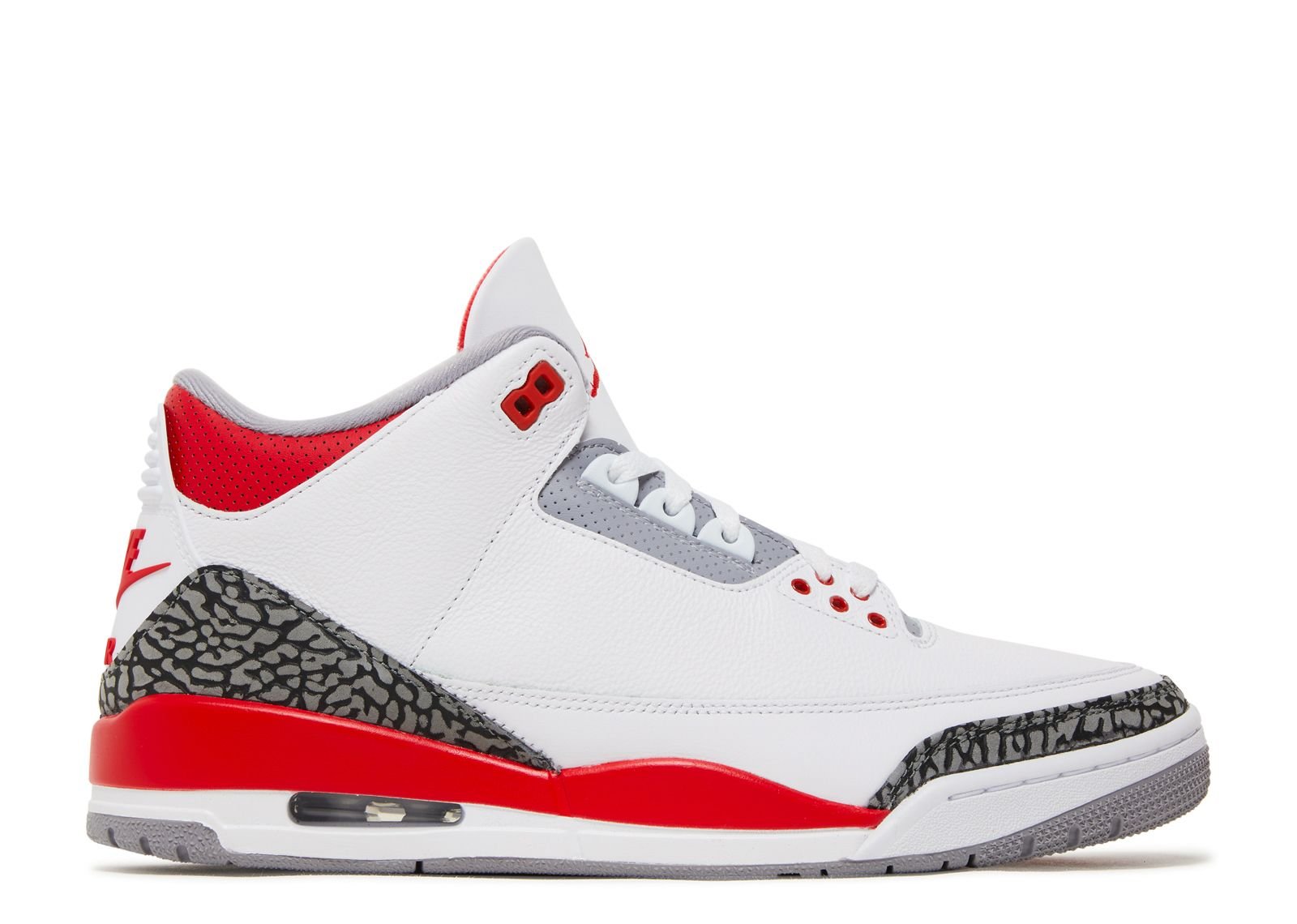 Air Jordan 3 Retro 'Fire Red' 2022 .jpeg