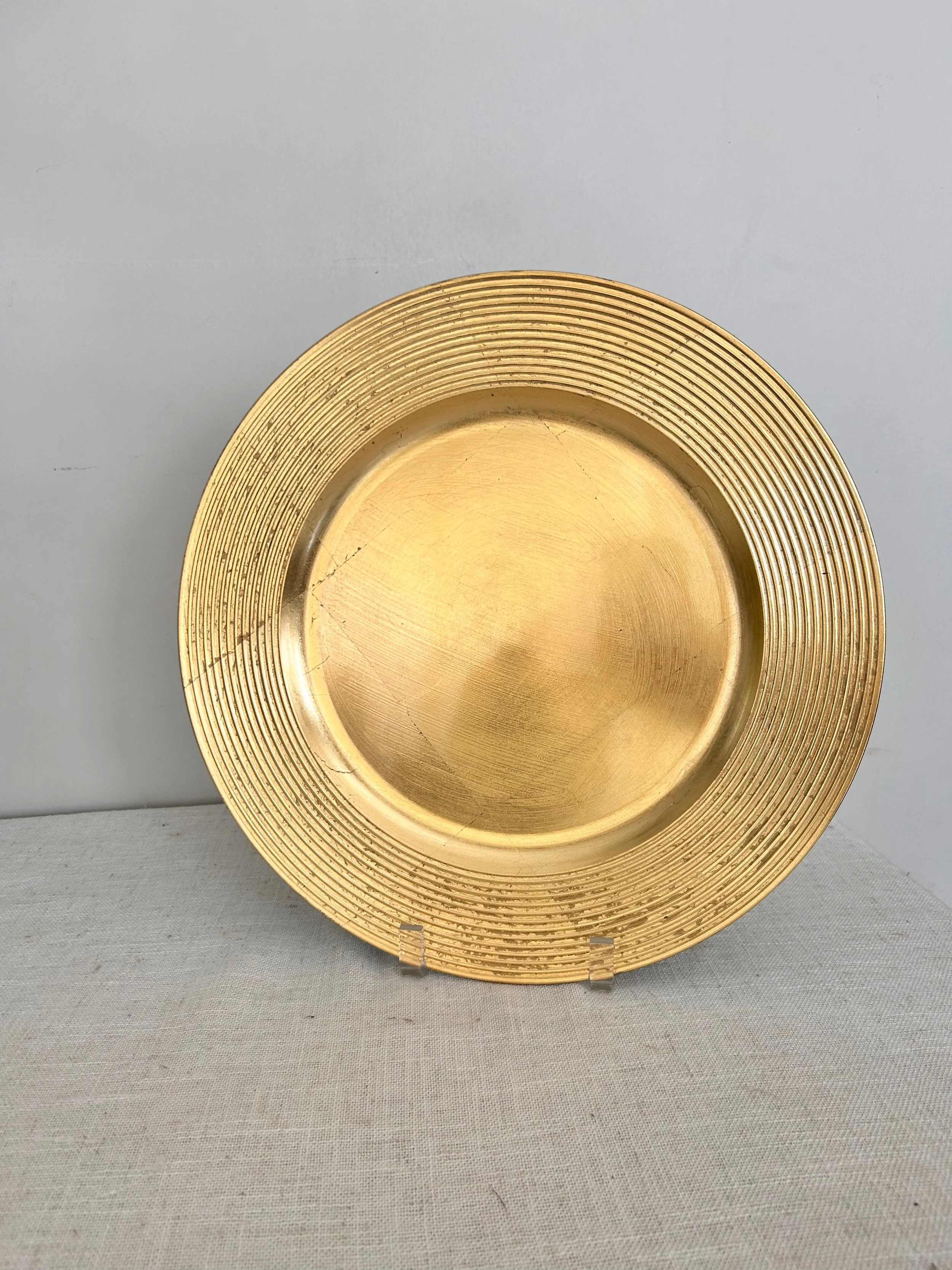 PLATO BASE GOLDEN