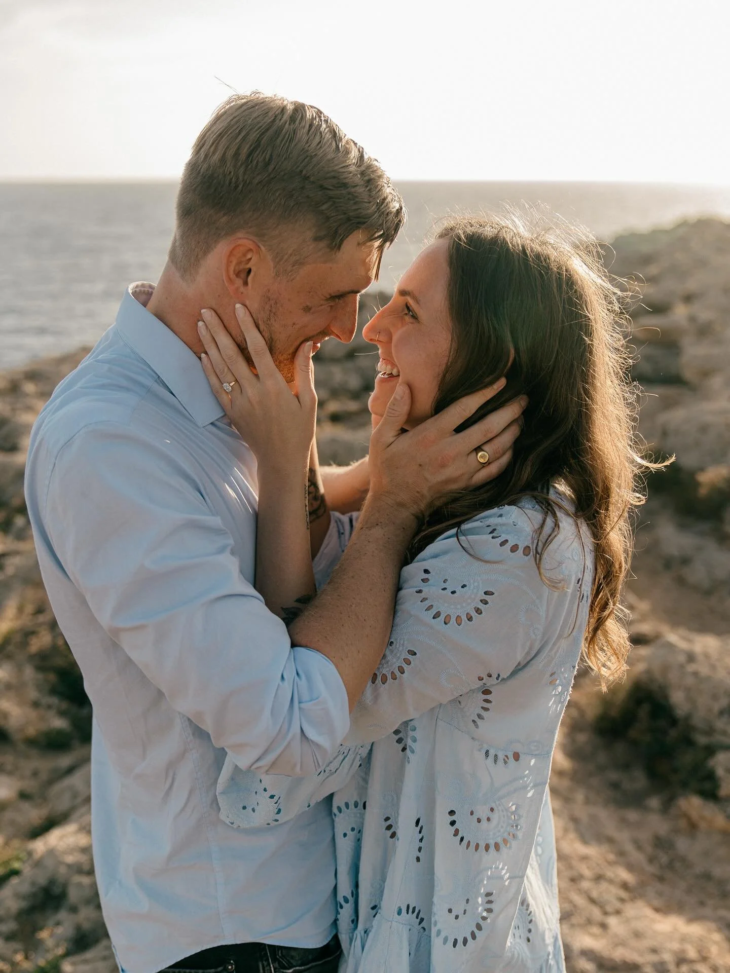 A year ago today you told me to wear my pretty blue dress because we were going to watch the sunset @ricardoprins18 🥹&hearts;️

We had just lived some of the hardest months of our lives&hellip; but gold is forged in the fire, and our union had to be