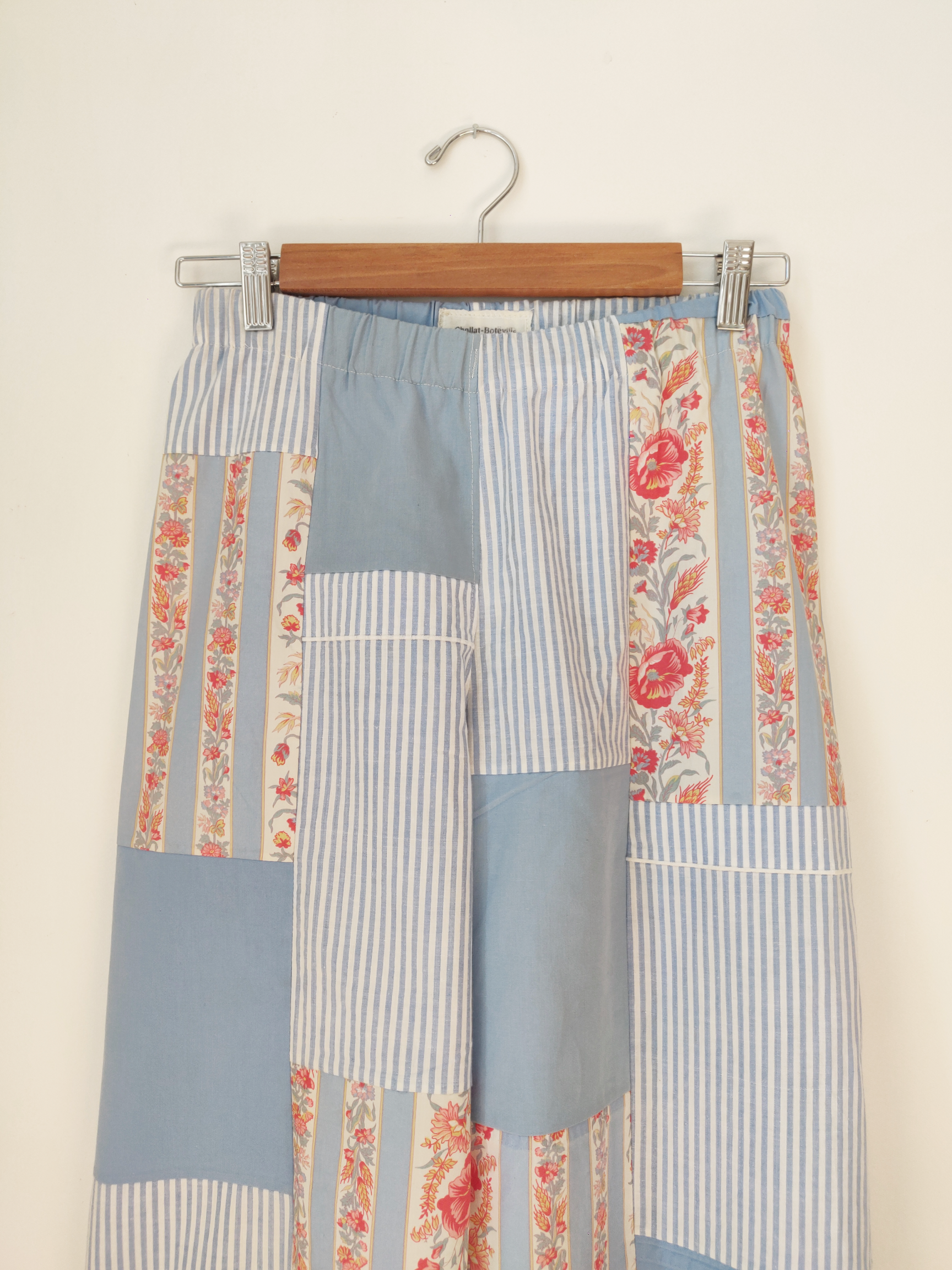 pantalon-resized-2.png