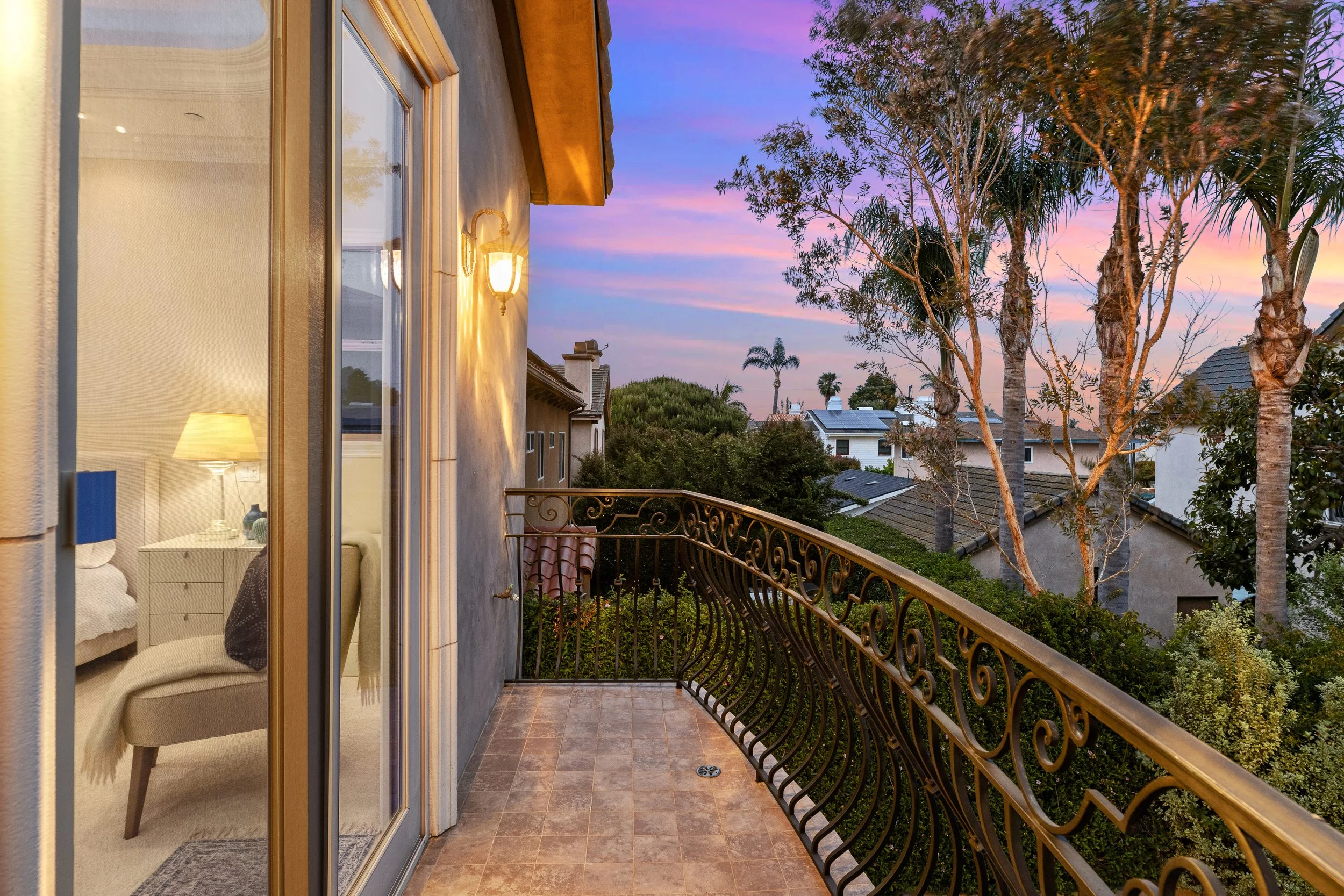 Copy of Interior Pro Images 2012 Robinson Street-149 copy.jpg