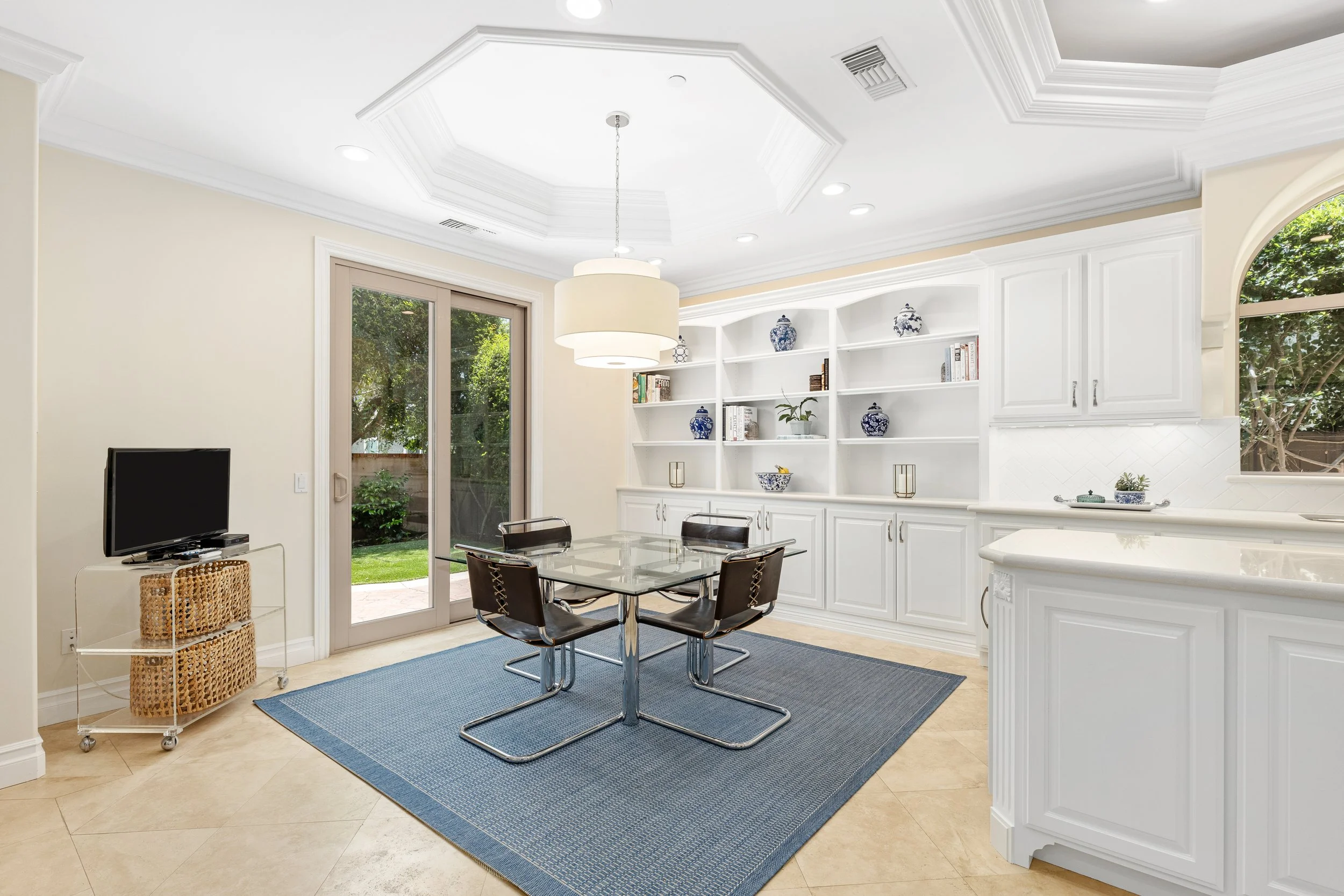 Copy of Interior Pro Images 2012 Robinson Street-35.jpg