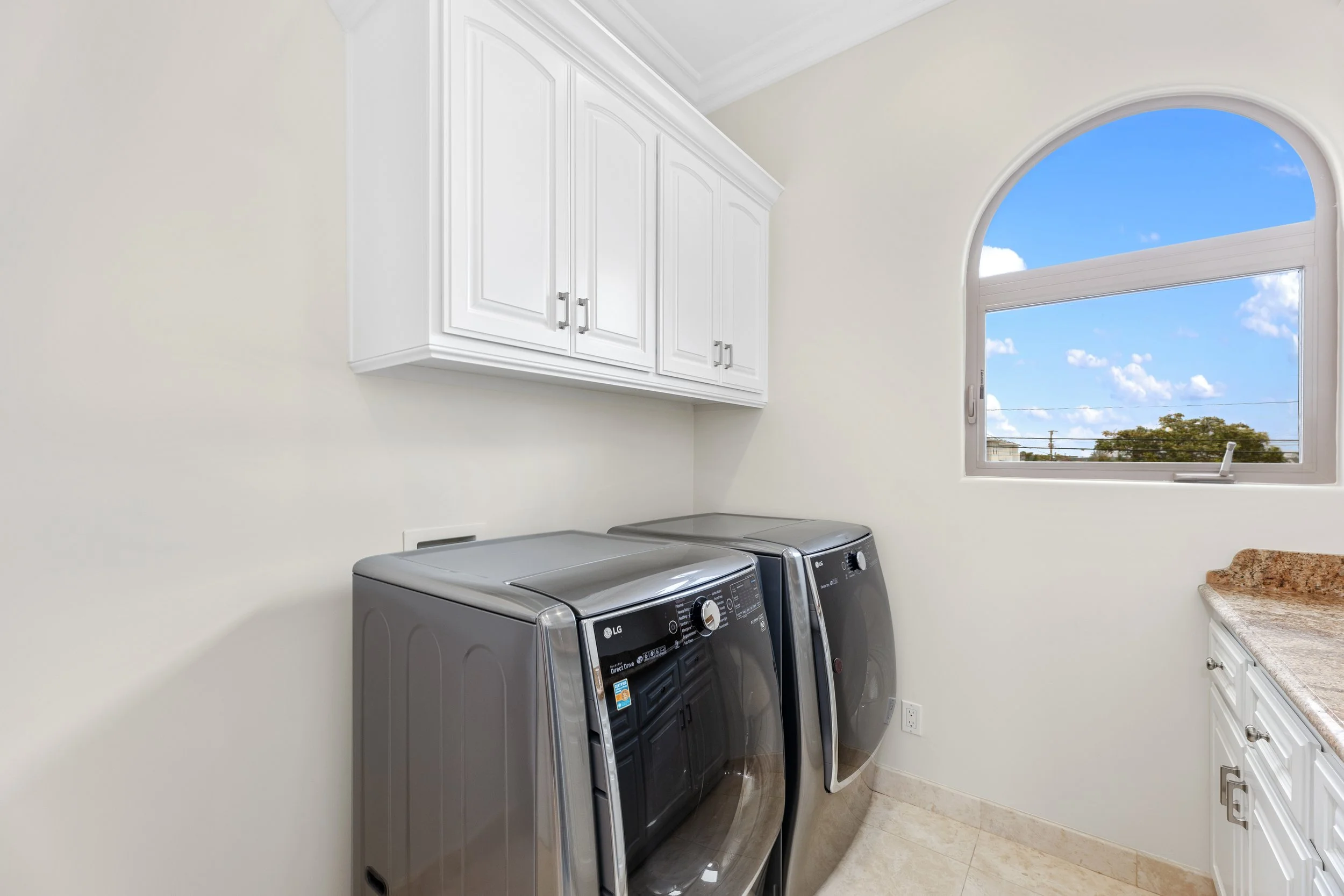 Interior Pro Images 2012 Robinson Street-88.jpg