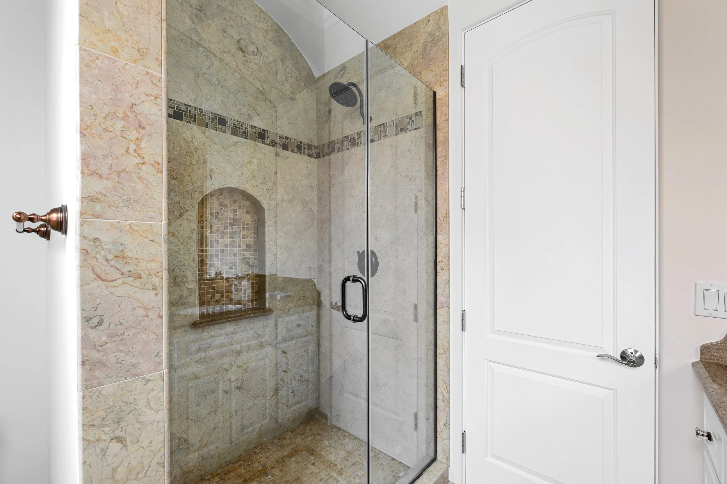 Interior Pro Images 2012 Robinson Street-79.jpg