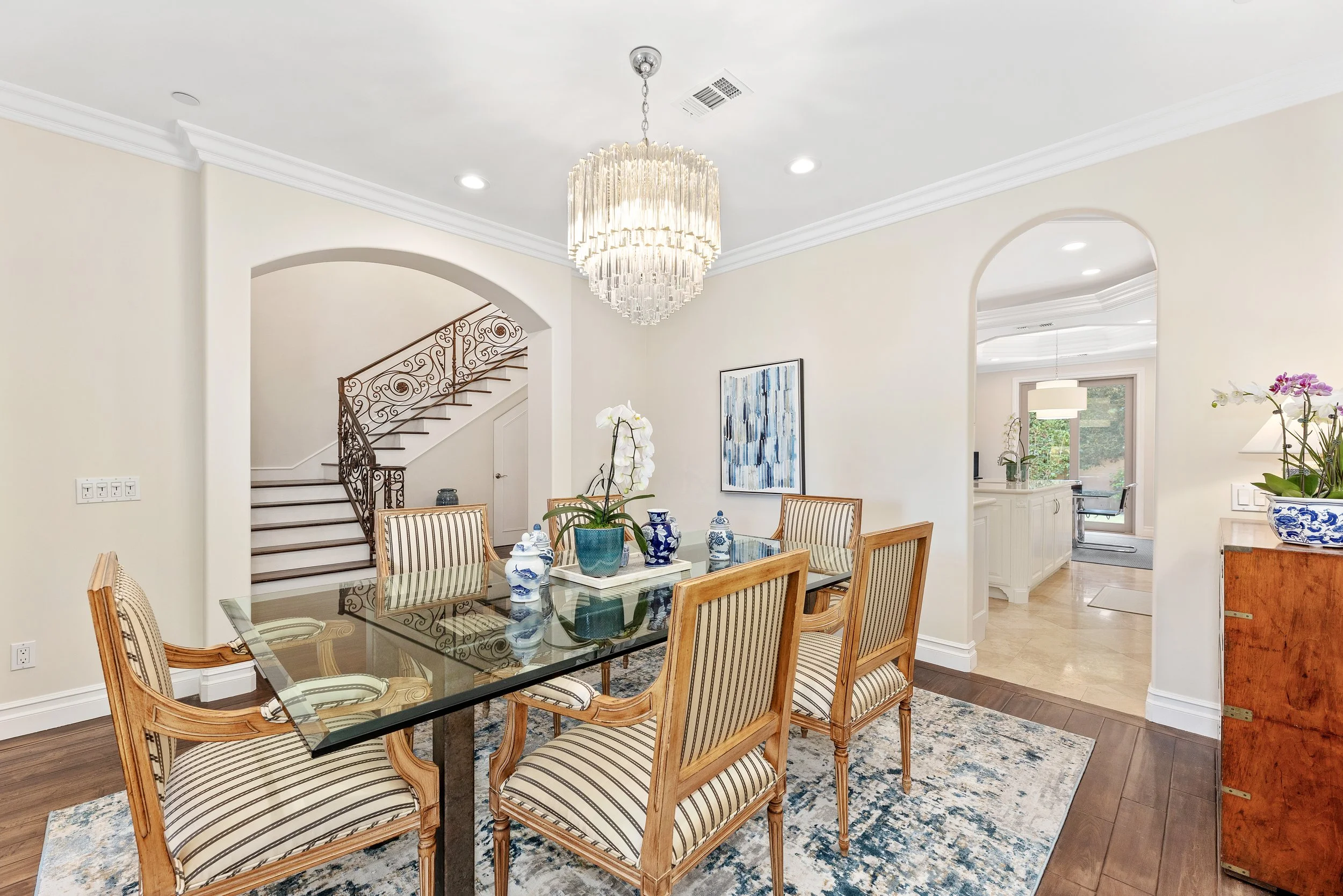 Copy of Interior Pro Images 2012 Robinson Street-17.jpg