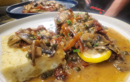 La Pizzeria, business photo 2