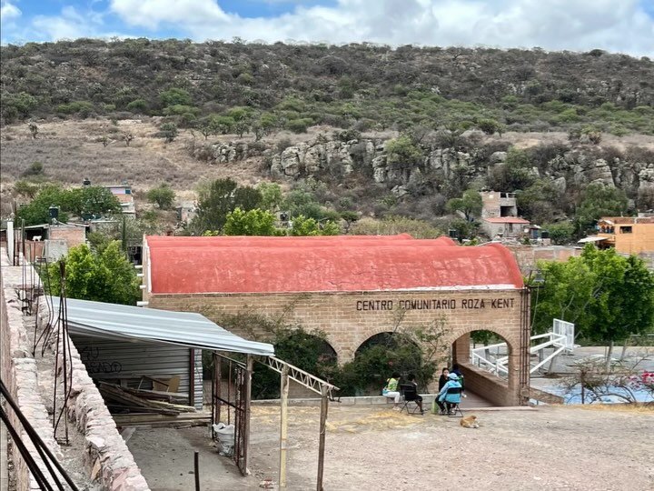 Centro Comunitario Roza Kent, San Miguel de Allende, M&eacute;xico

https://www.crstudio.mx/projects/centro-comunitario-roza-kent

#LIFEPROJECT #naturalbuilding #LIFEproject #sanmigueldeallende #architecture