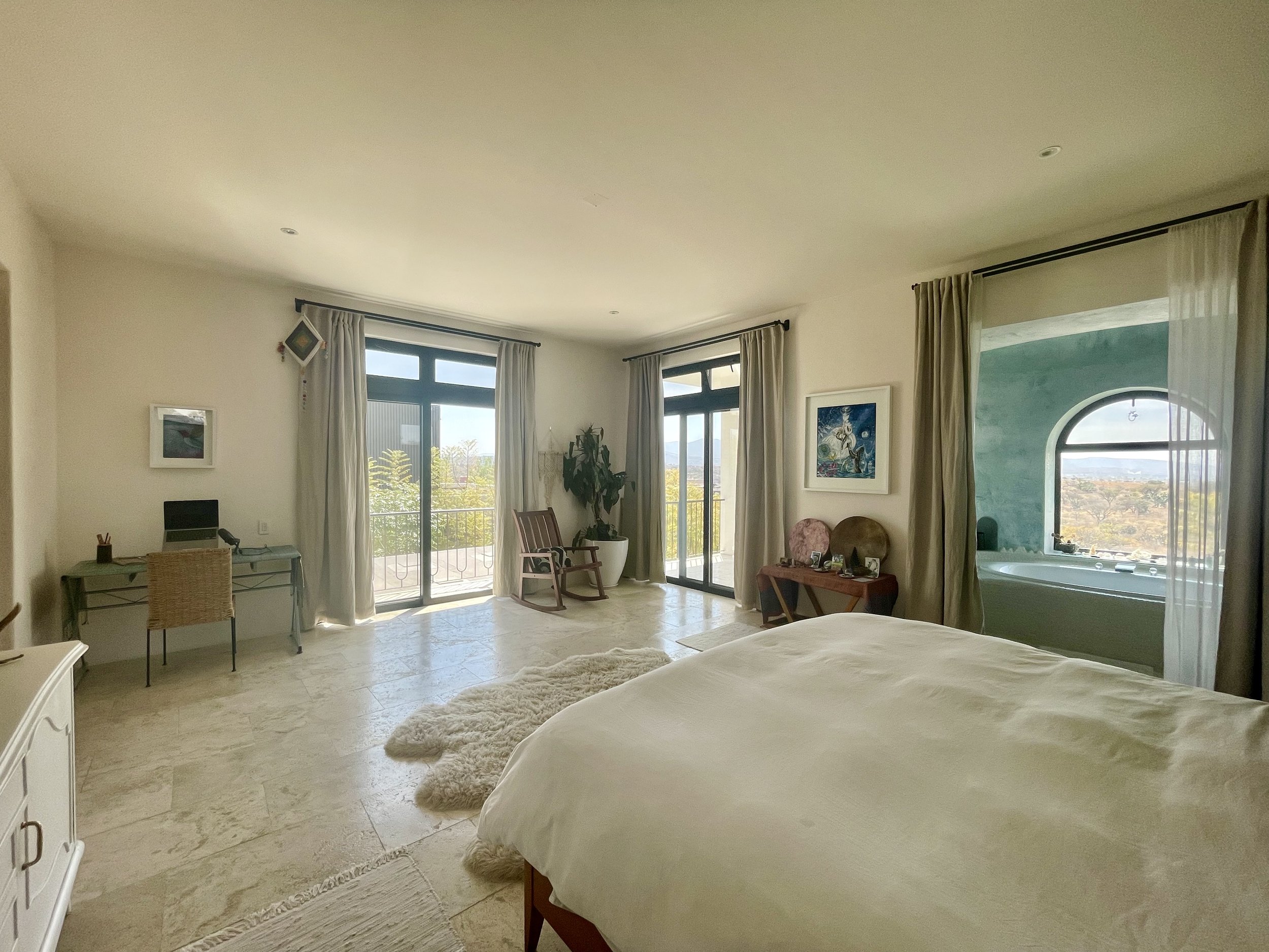 master bedroom 1.jpeg