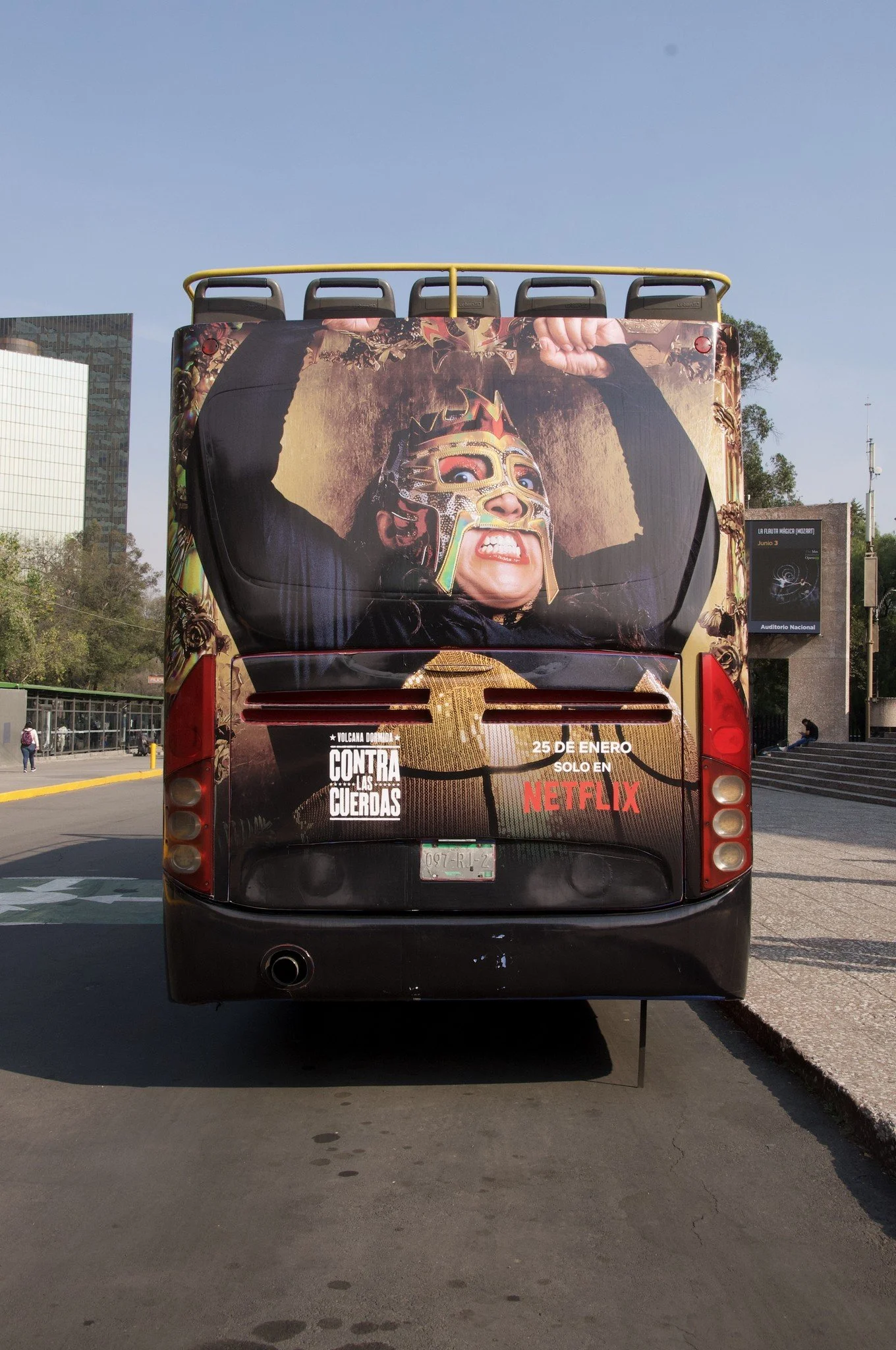 CONTRA LAS CUERDAS (2).jpg