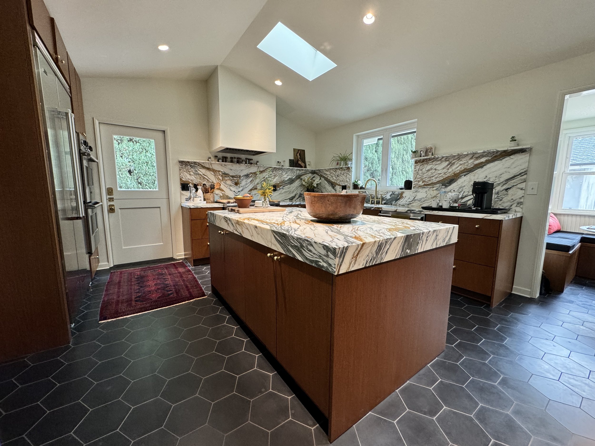 Kitchen3.jpeg