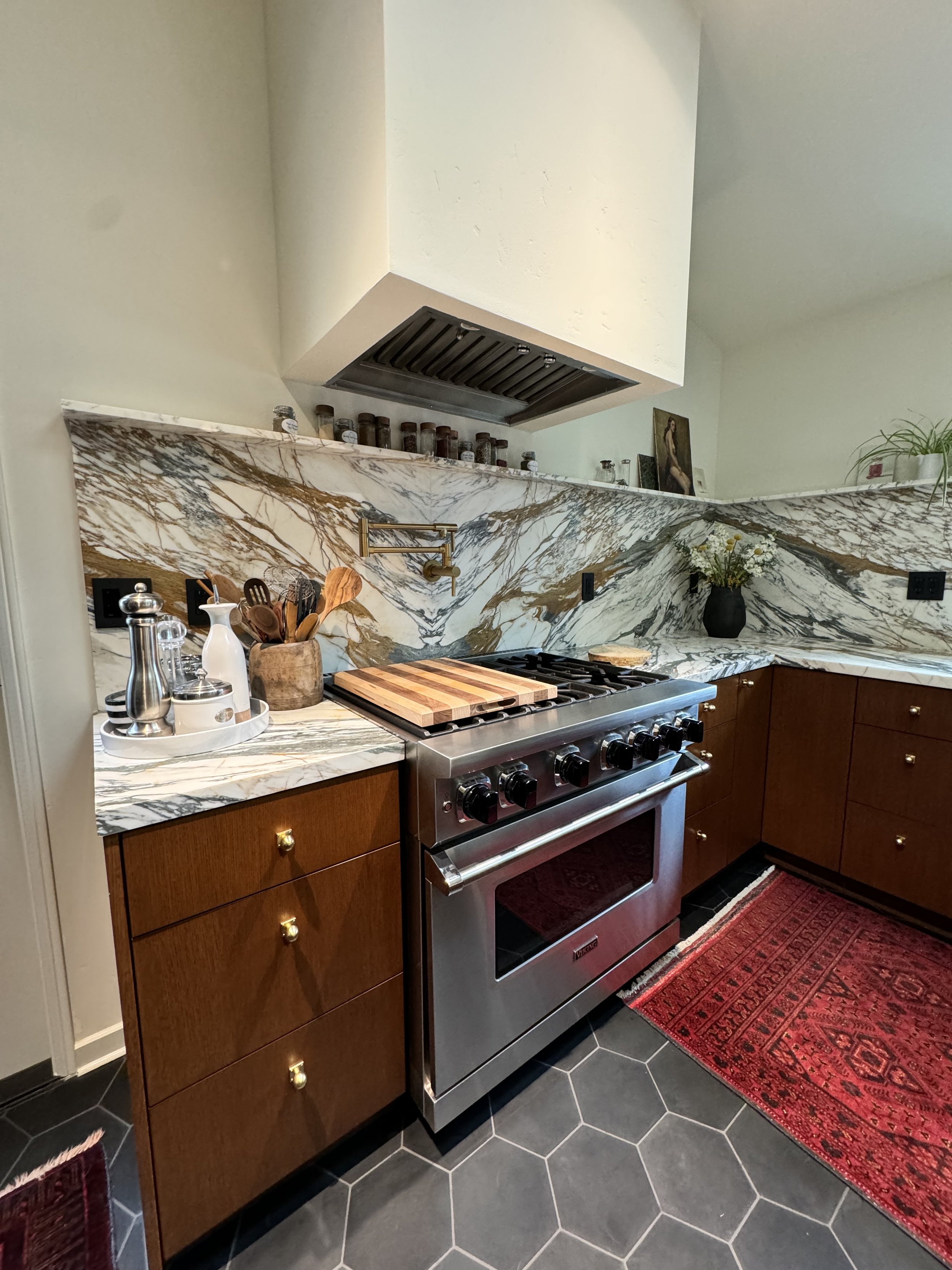 Kitchen2.jpeg