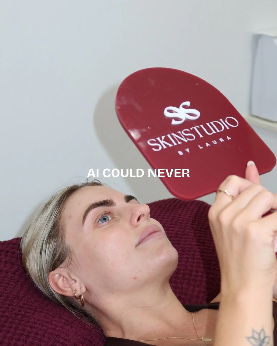 AI Could literally never 💁&zwj;♀️

Your reminder that ChatGPT might know a lot&hellip; but it doesn&rsquo;t know your skin like we do.

Your skin isn&rsquo;t one size fits all. 

That&rsquo;s why your personalised treatment plan is just one step awa