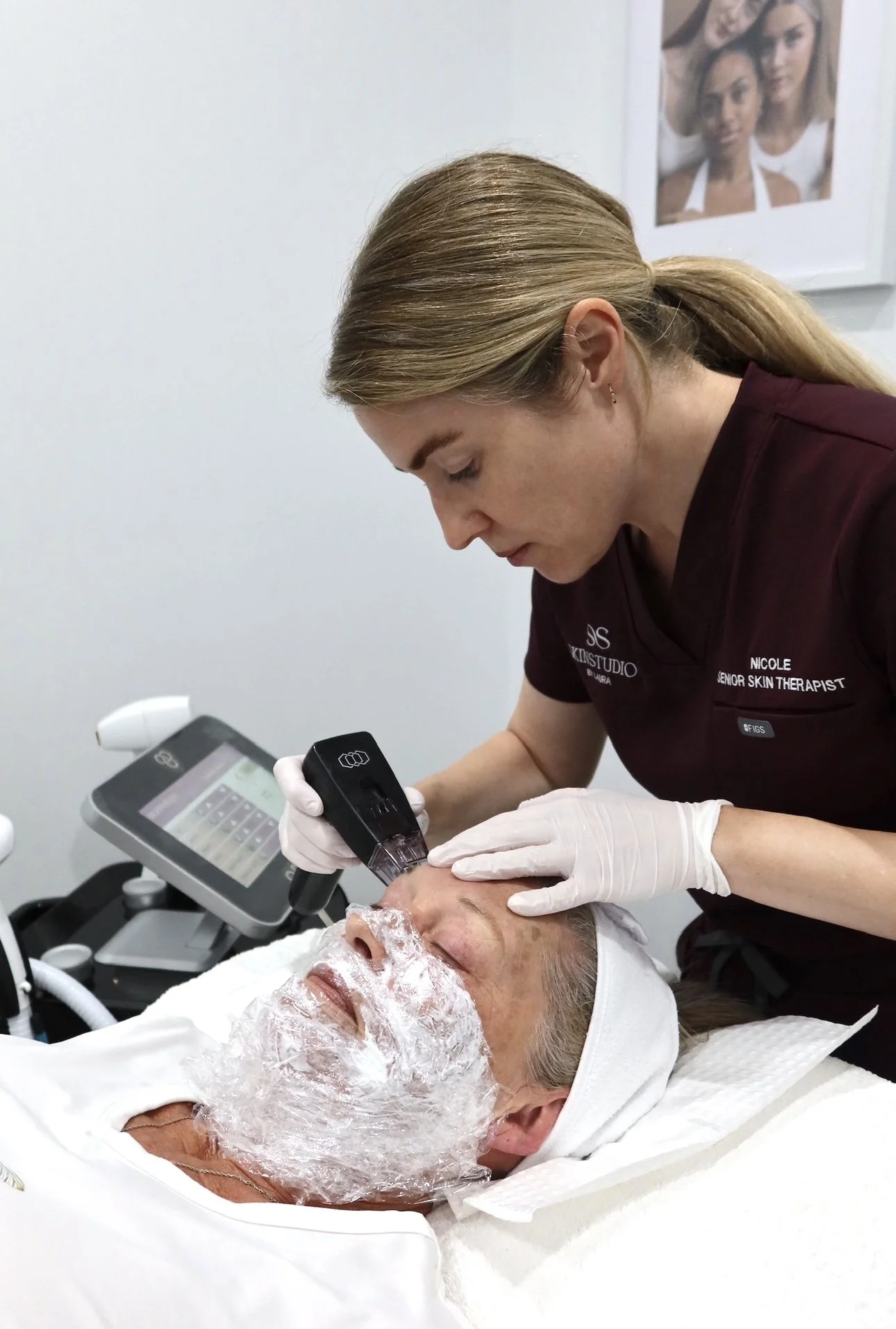 BOXING DAY 40% OFF MORPHEUS8 FACE & NECK