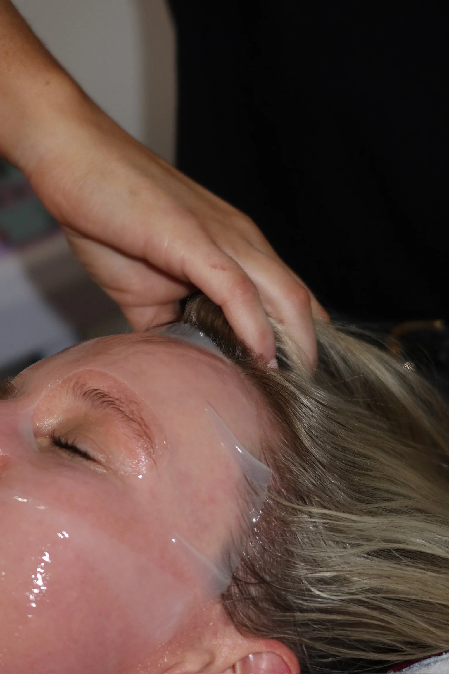 40% OFF GLASS FACIAL