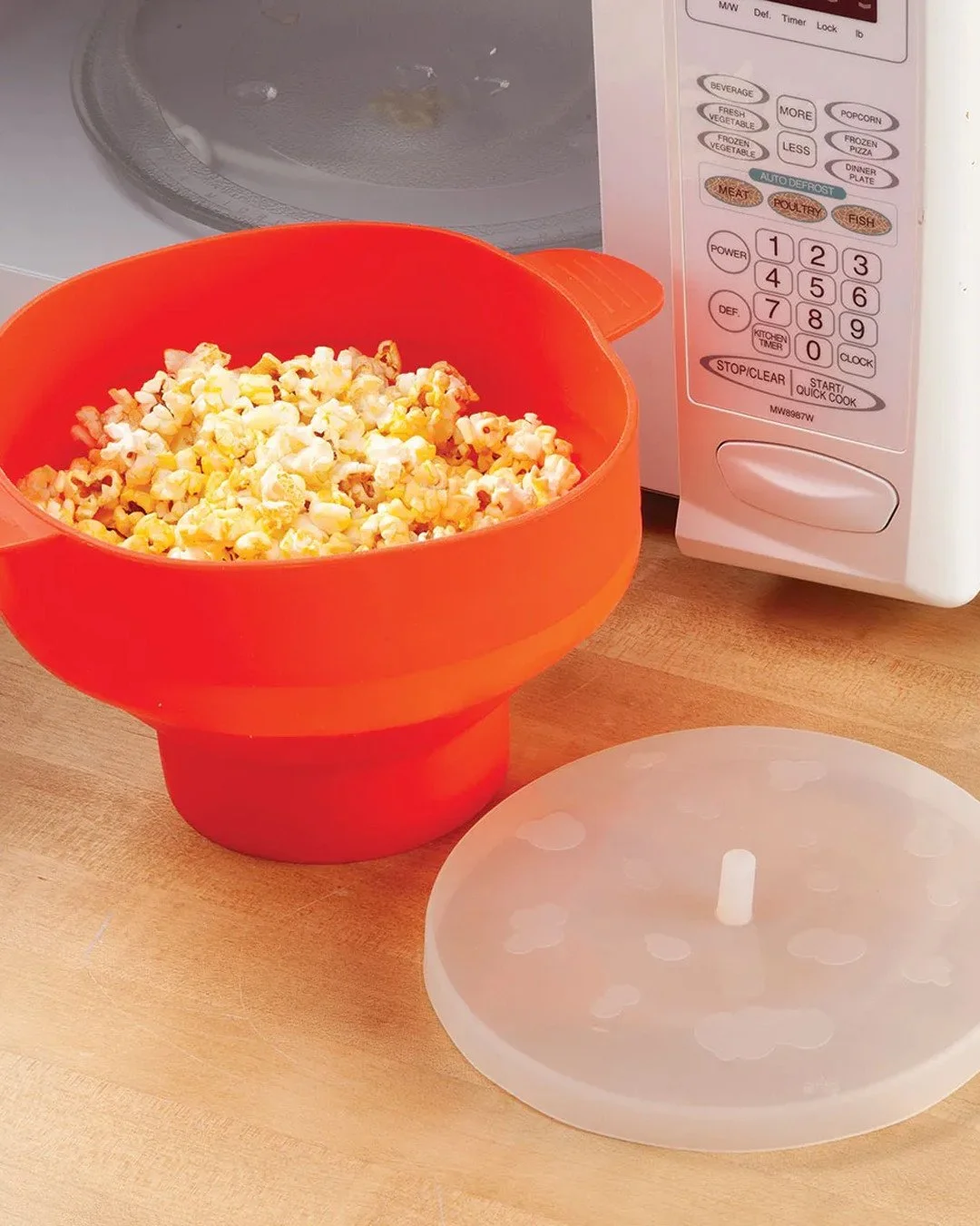 October's Gadget of the Month makes Movie Night Easy...⁠
Meet the space-saving way to make real popcorn. This collapsible silicone bowl turns a scoop of kernels into a fresh, fluffy snack in just a few minutes in the microwave. No wasteful paper bags