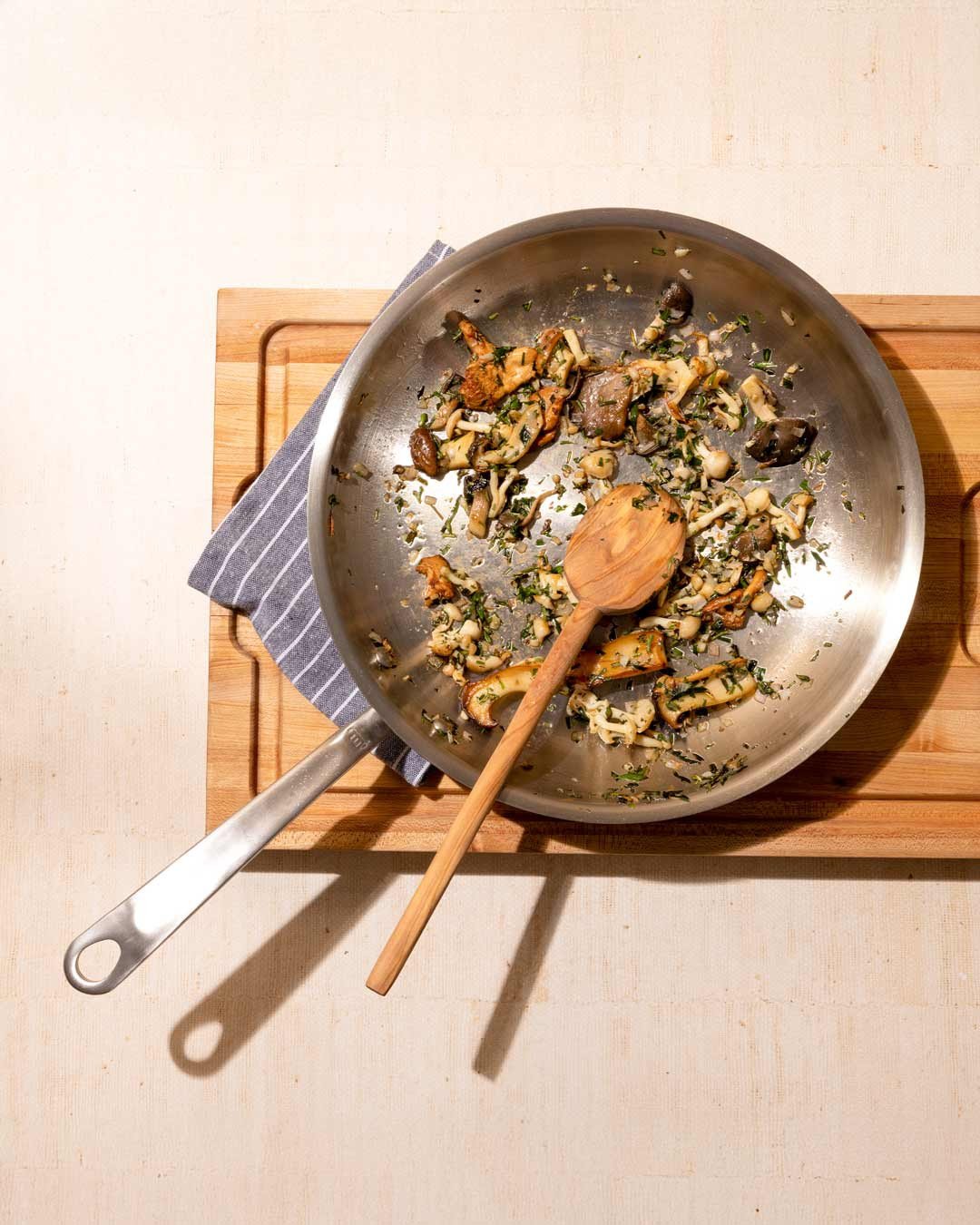 Serious cookware, seriously good deal. 👨&zwj;🍳✨⁠
From November 14&ndash;December 7, take 20% off all open-stock Made In cookware &mdash; professional-quality pieces crafted in Italy and the U.S. for chefs and home cooks alike.⁠
Build your dream set