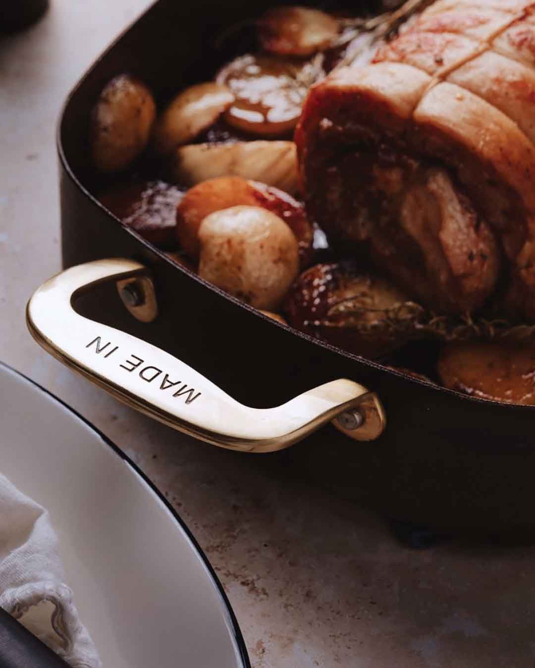 Our 2025 Gift Guide is packed with beautiful, thoughtful picks for cooks, hosts, coffee lovers, and design people. One standout is the Made In x Tom Colicchio collection. These carbon steel and stainless pieces are built for serious cooking and look 