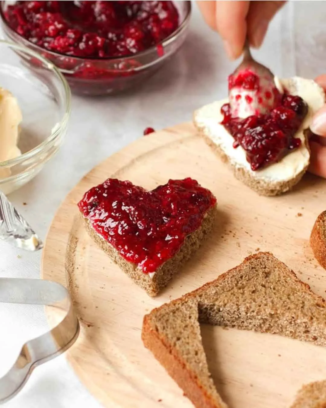 Valentine&rsquo;s gifts, but make them useful. ❤️⁠
From heart-shaped cookie cutters and ramekins to bakeware made for sweet treats, we&rsquo;ve got everything you need to turn dessert into a love language. Thoughtful, fun, and ready to get a little m