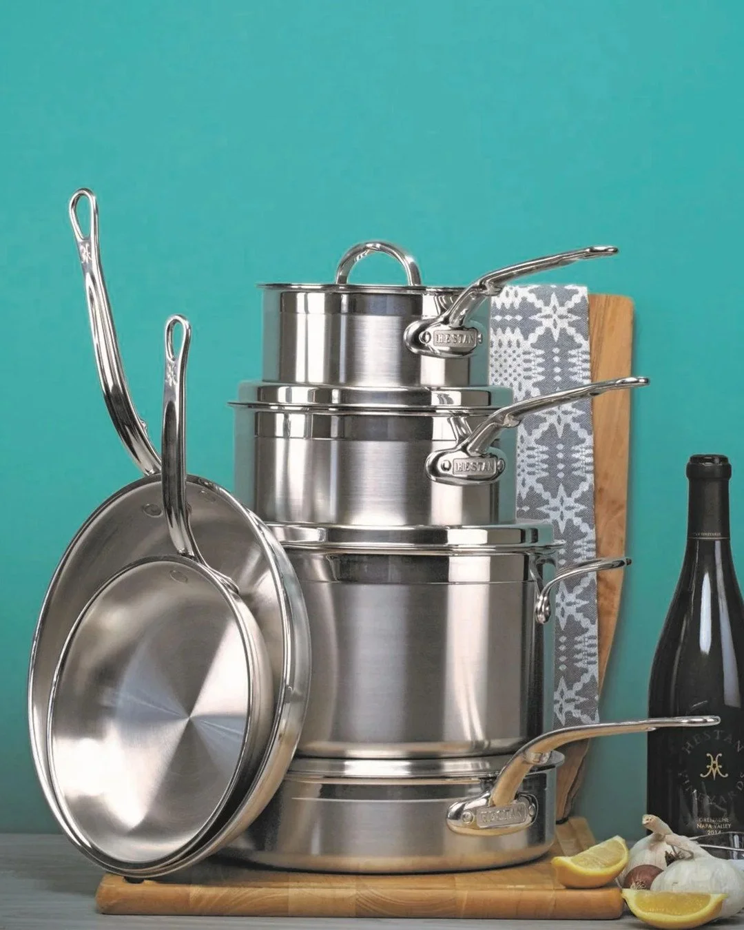 Still looking for the perfect gift?⁠
⁠
For the mom who loves to cook and appreciates the details, Hestan delivers. Their Nano, Luxe, Provisions, and OvenBond collections are built for precision, performance, and lasting quality from stovetop to oven.