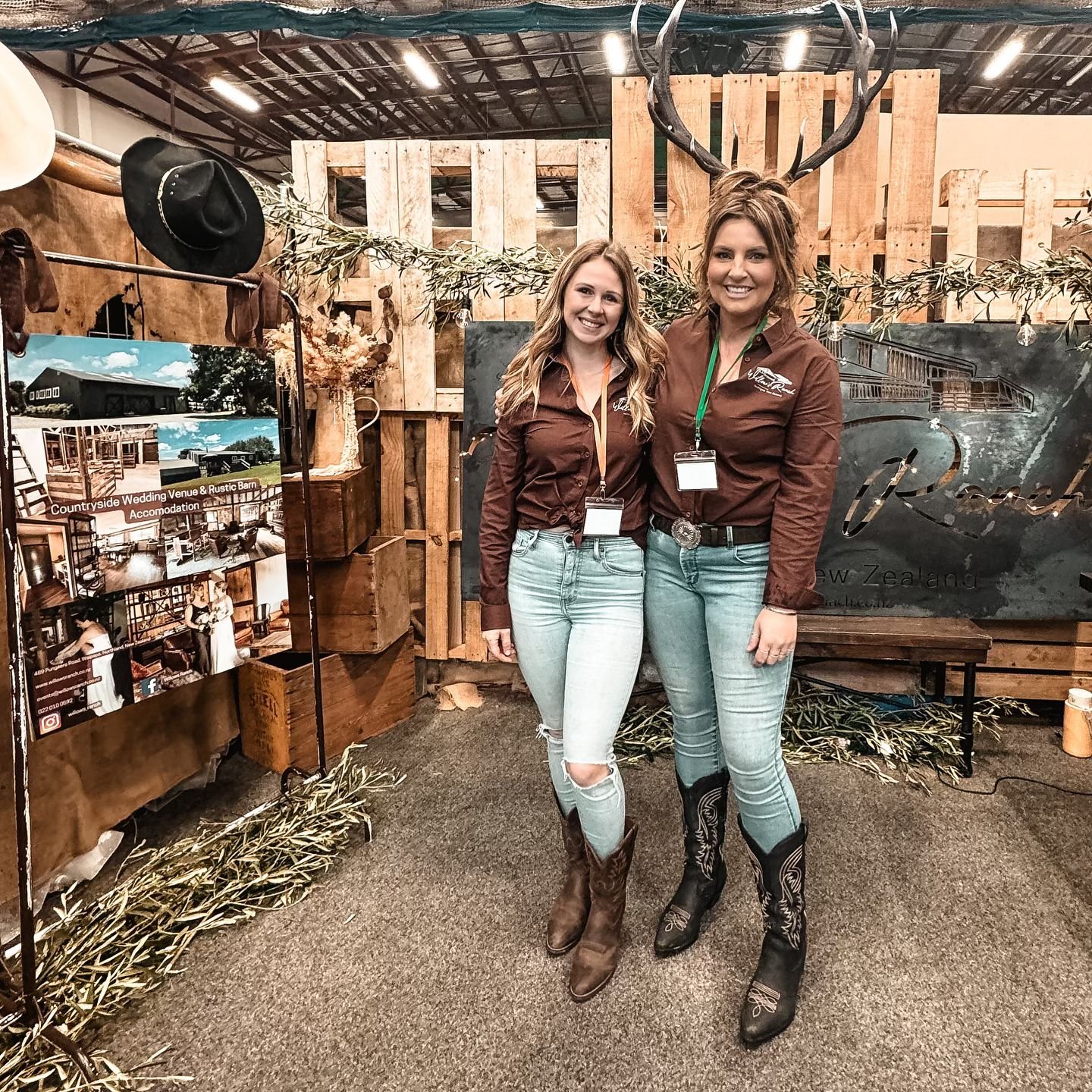 Meet your country dream team!

Hey we are Willow &amp; Philippa
We both grew up in the country with a love for country music,rodeos and travel!
We met in 2016 when we started our first job together as travel agents for @flightcentrenz and quickly bec