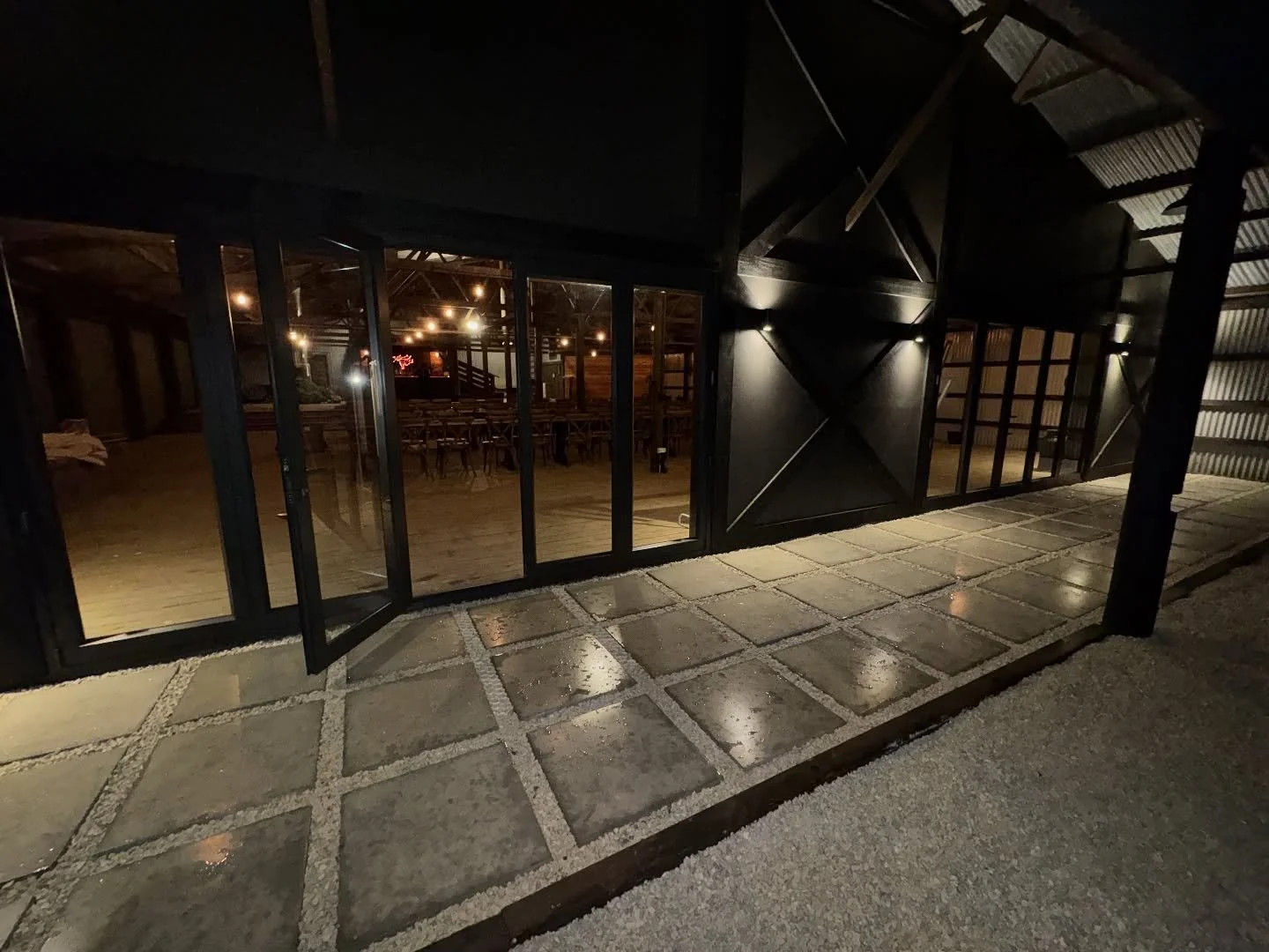 We never get tired of our outdoor lighting.

Night times are our favourite at the ranch.

Willow &amp; Philippa xx