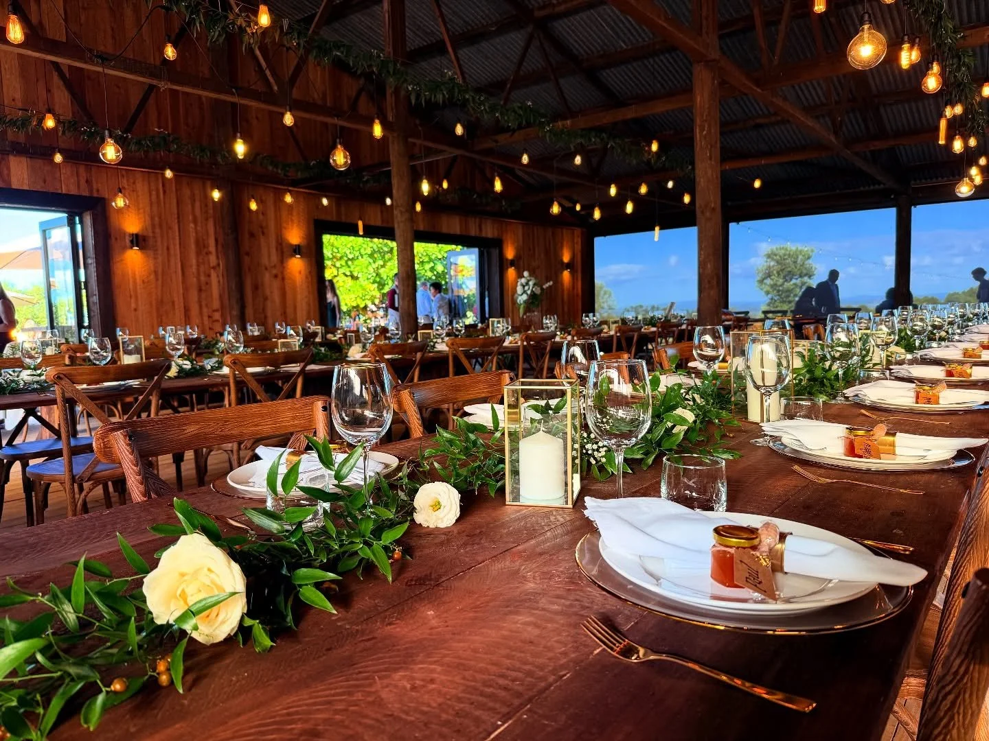 Matt &amp; Chloe's table stunning setup.

Willow &amp; Philippa xx