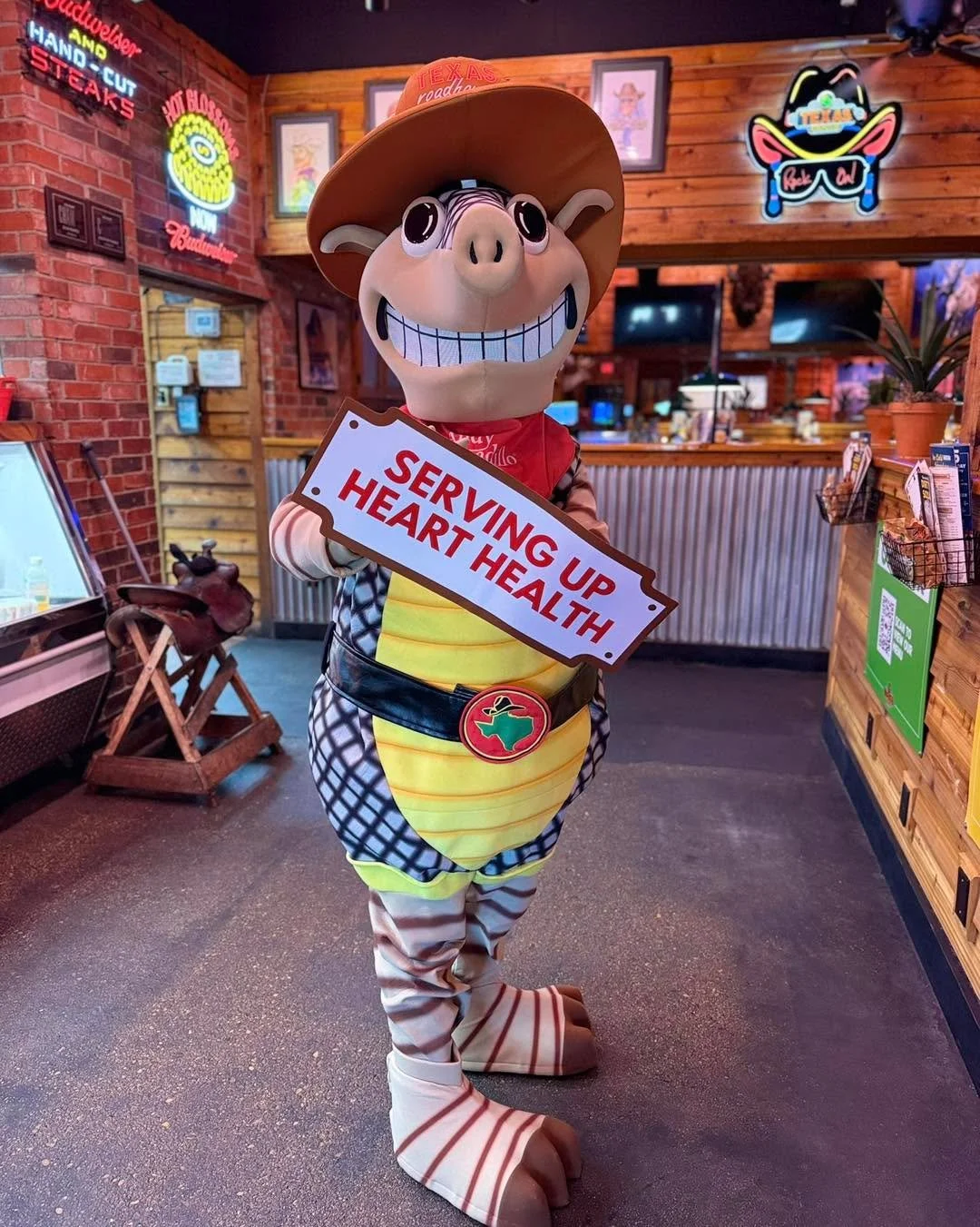 Saddle up and take the reigns on your heart health! 🤠❤️

A big #CitizensUnited howdy to Andy Armadillo and our friends at Texas Roadhouse! They are serving up heart health and encouraging you to rope in healthier habits. 

No horsin&rsquo; around, w
