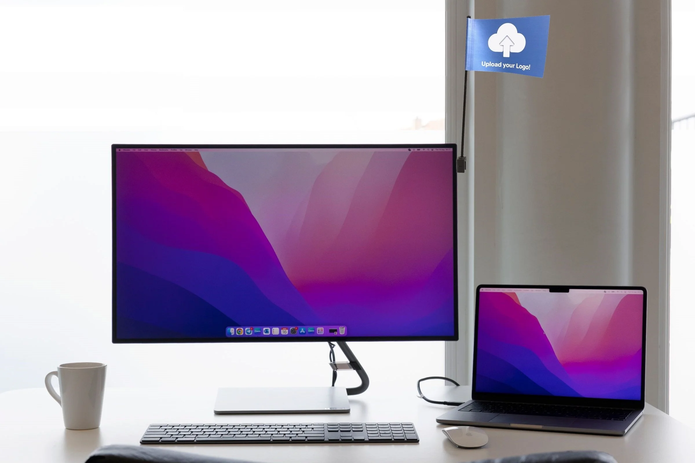 flag_on_monitor_mockup.jpg