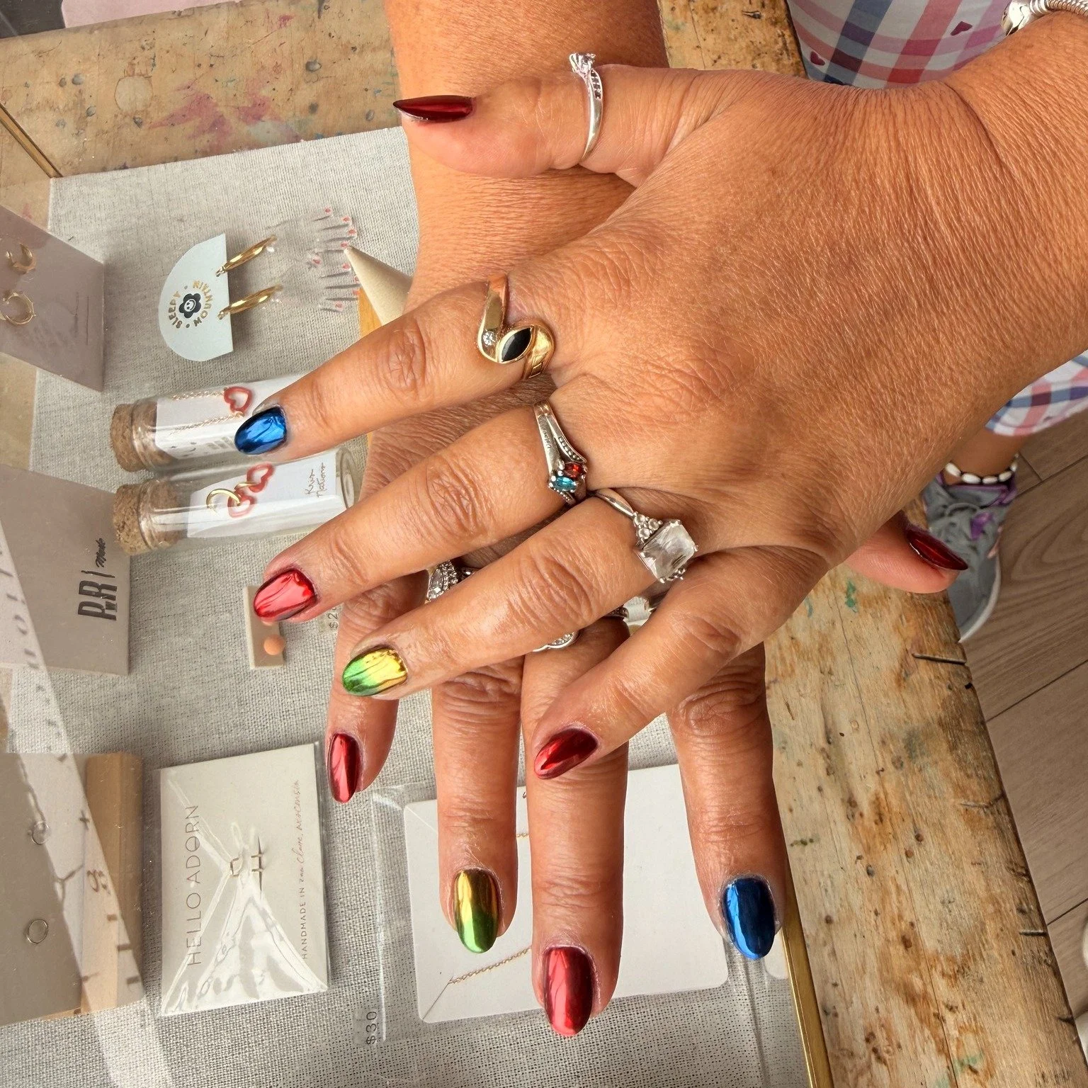 Shiny things only ✨ // Tier 1 nail art by @nailsbysophcall 

Polished Hamilton is open Tuesday-Saturday from 10-7pm and Sunday 10-4! Book online @ polishedhamilton.com 

#nailsdesign #nailtechs #nailtech #NailPolish #SalonOpening #nailsart #NewBeginn