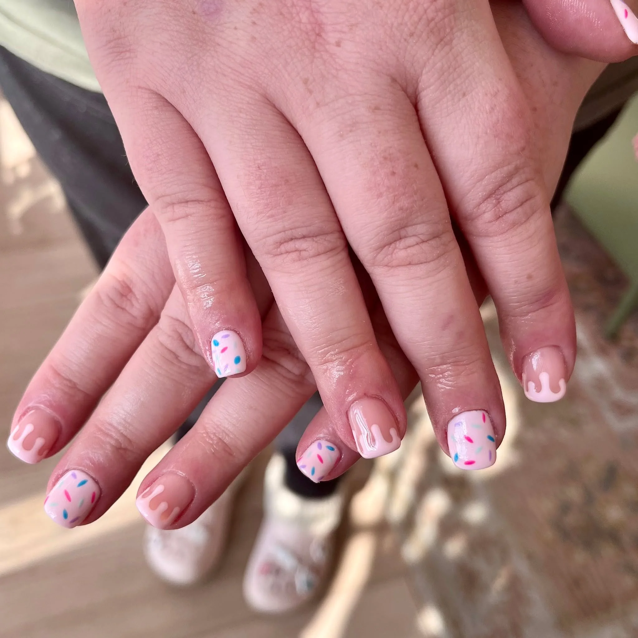 Serving sweet details only 🍩 // Tier 2 nail art by @nailsbysophcall 

Polished Hamilton is open Tuesday-Saturday from 10-7pm and Sunday 10-4! Book online @ polishedhamilton.com 

#nailsdesign #nailtechs #nailtech #NailPolish #SalonOpening #nailsart 