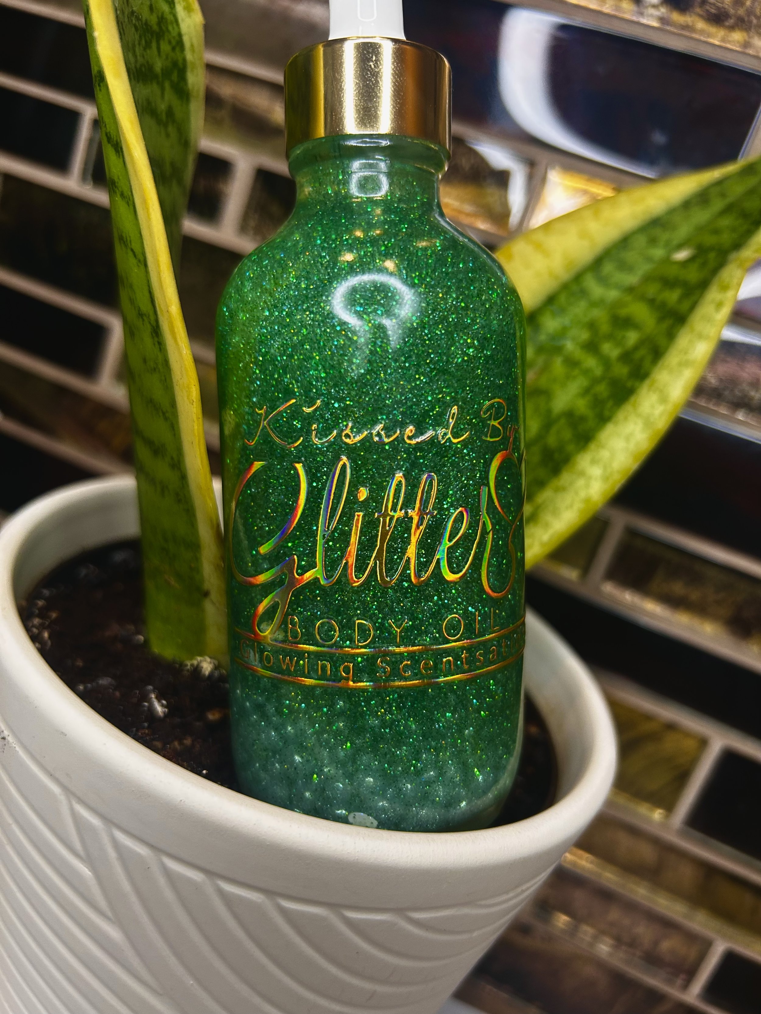 Mystic Melon Glittery Body Oil
