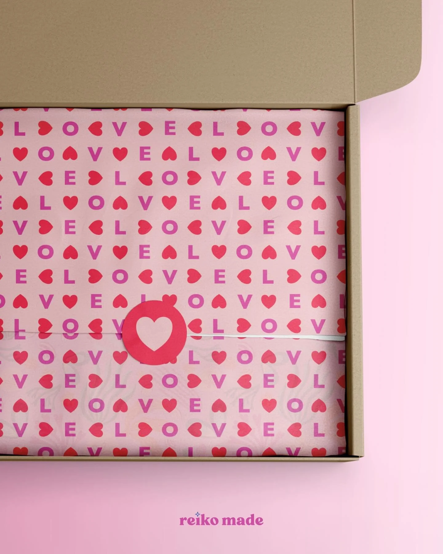 Can&rsquo;t believe we&rsquo;re getting into the last week in January!
.
You know what that means? Time to let out all the pretty pink and red designs, lots of hearts and lots of pretty bows! 😍🩷❤️💝🎀
.
What products are you designing for this Febr