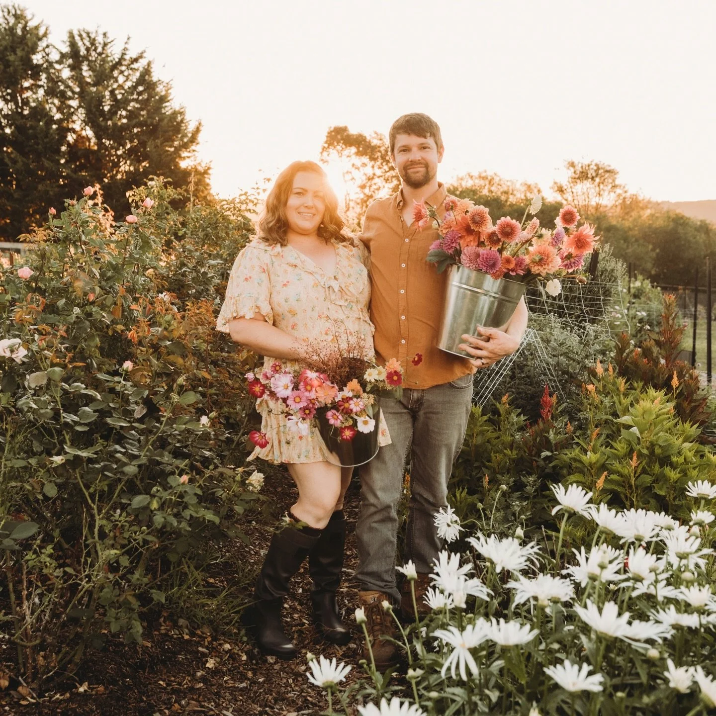 Are you new here?

With a recent influx of new followers, we thought it was about time to do a proper introduction.

That&rsquo;s me (Jera) on the left and Joey on the right. We run a micro-flower farm and retail flower business in the beautiful, qua