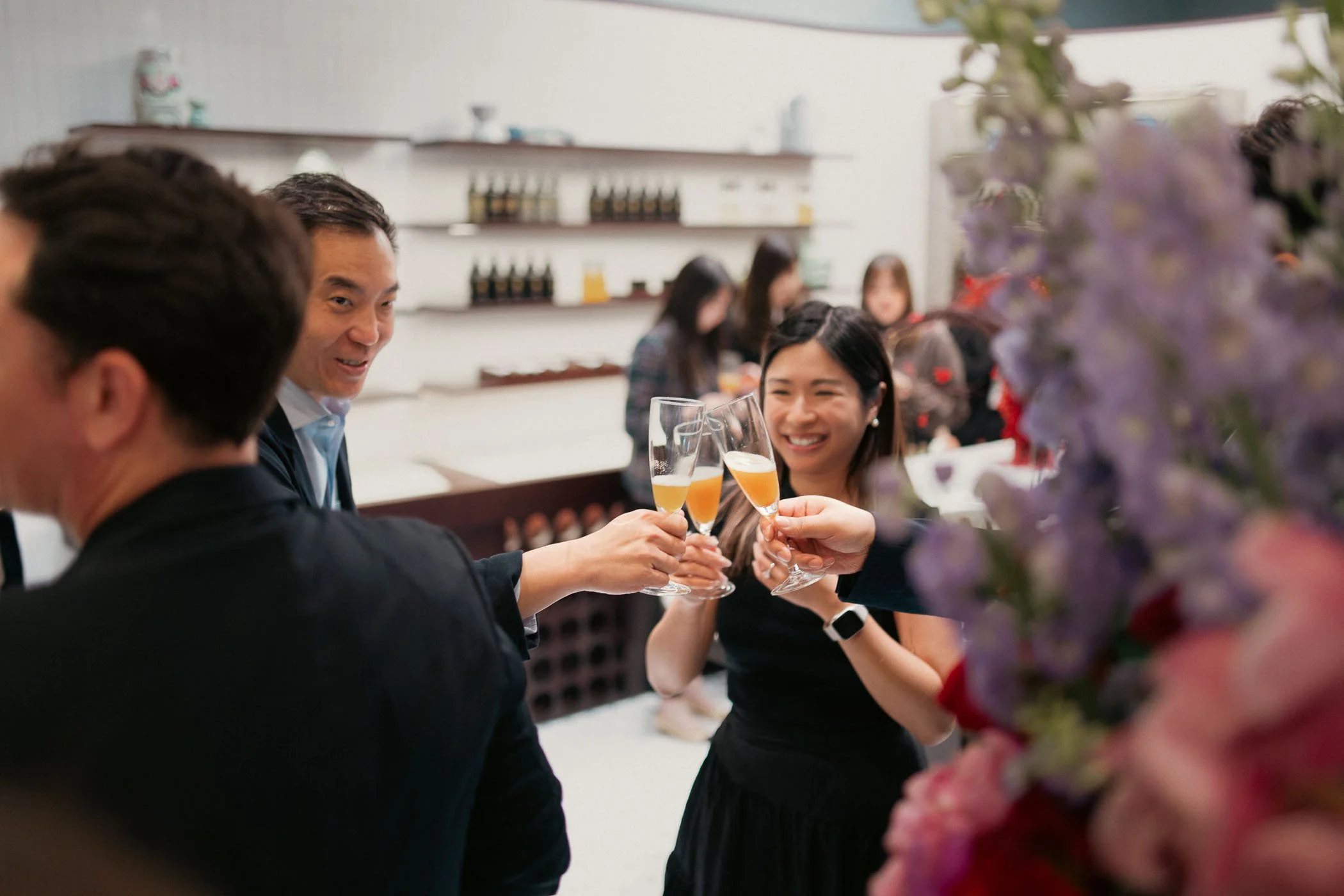 Brand activation and VIP event coverage in Macau, capturing guest interaction, product presentation and branded event atmosphere.｜澳門品牌活動及VIP活動拍攝，記錄賓客互動、產品展示及品牌活動氣氛。