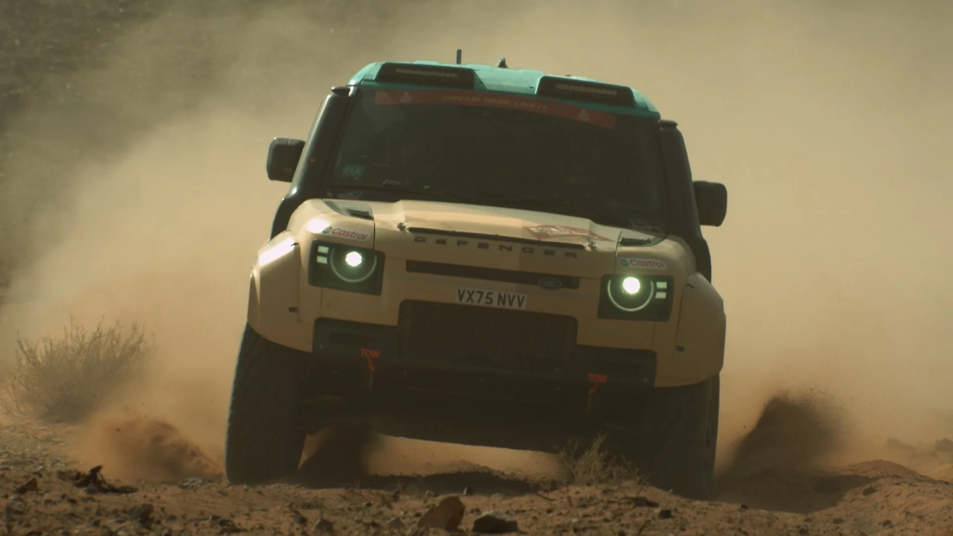 EHM_A659921A_Sara_Price_Chasing_Dakar_Ep2_Discovery_PartBreaks_Textless_10_20_11_07.jpg