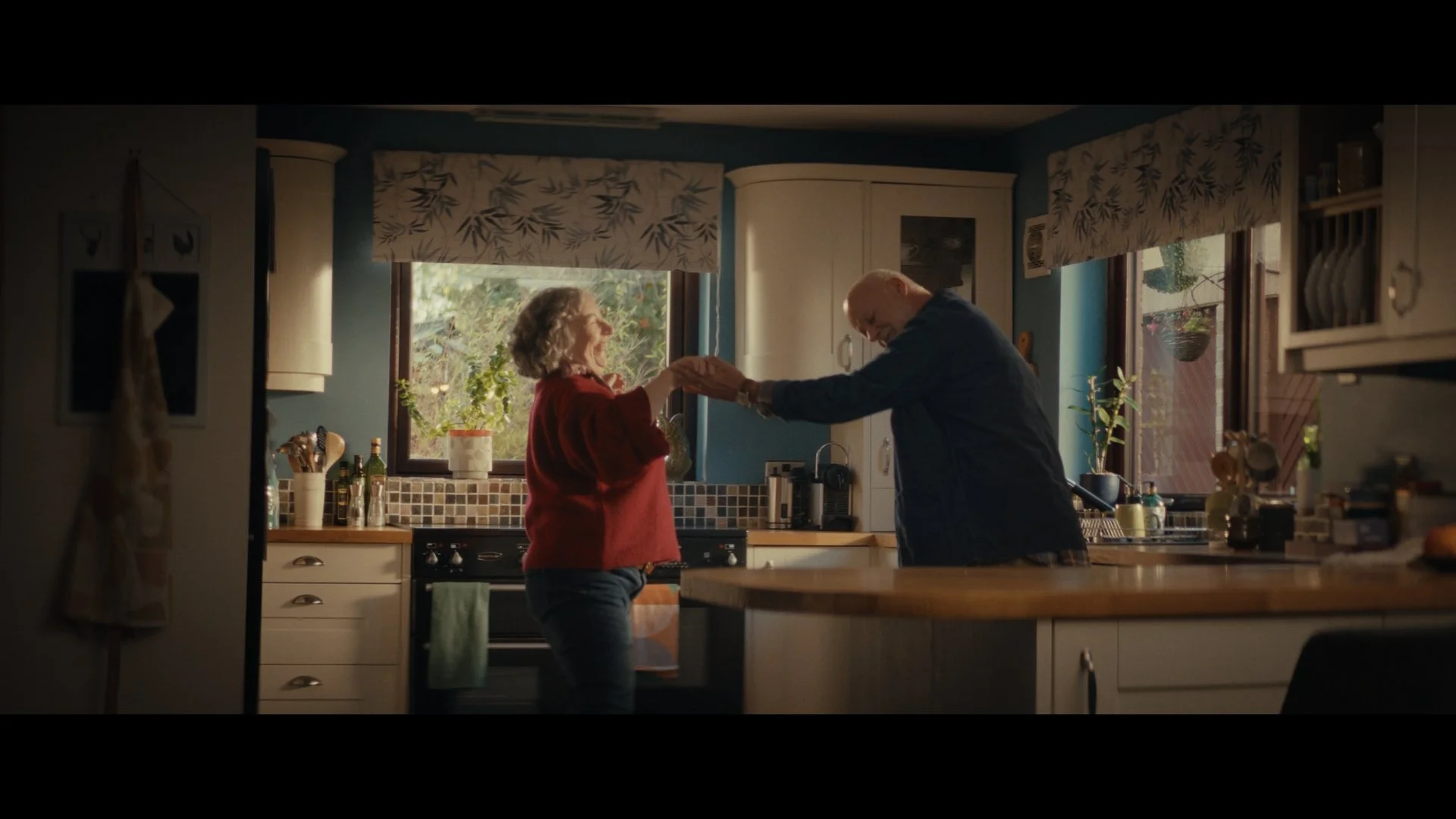 GRGOL2_Finishing  for delivery_00_00_37_01.jpg