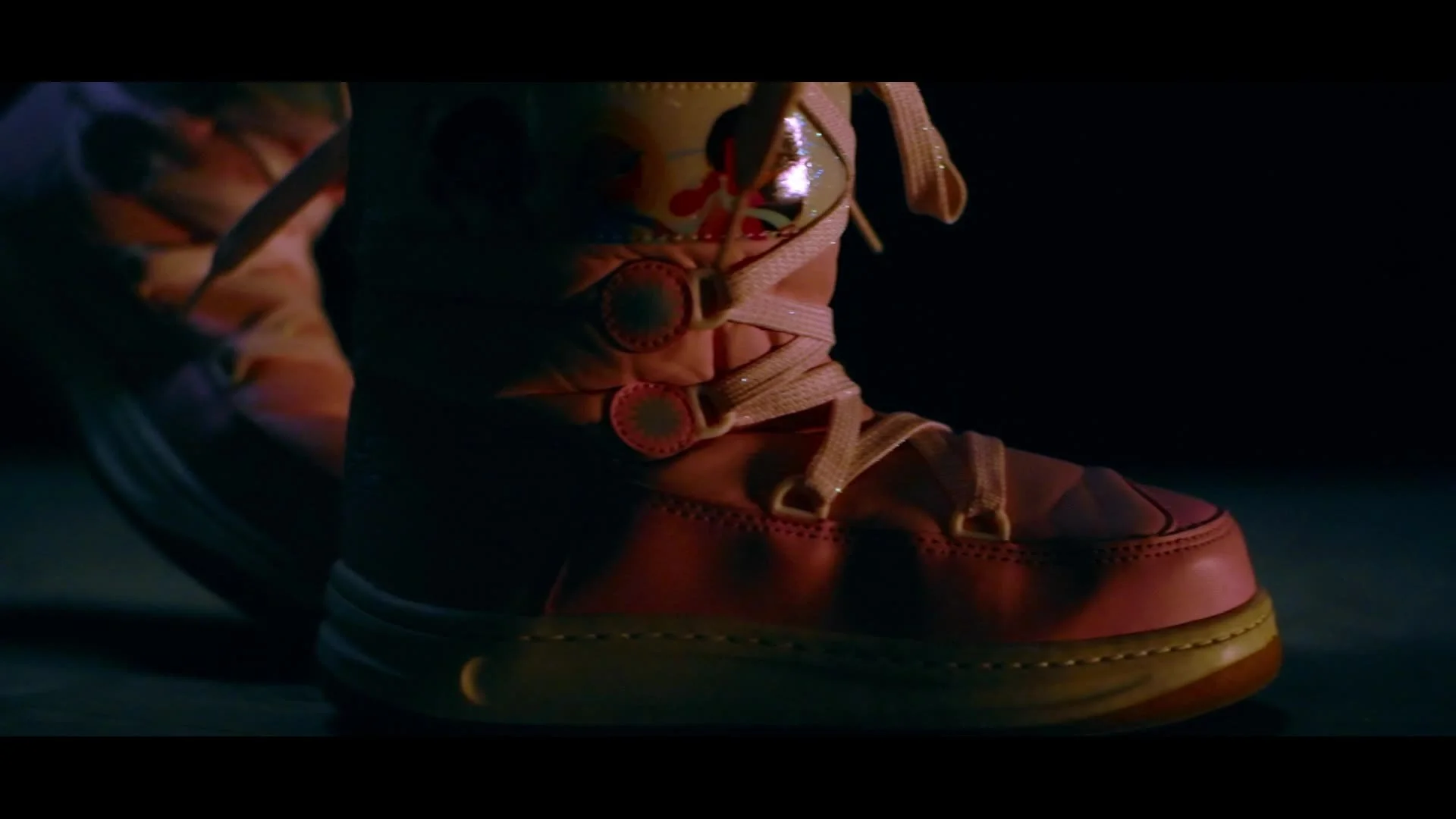 Ep1_Shannon Boots_02 (1).jpg