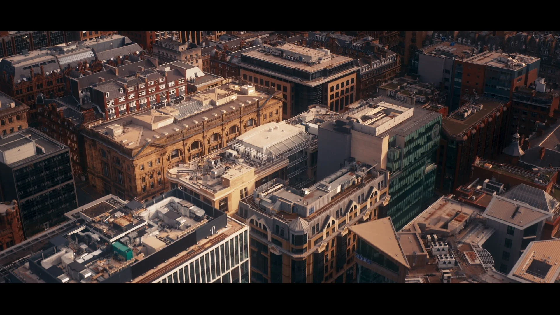 frame_932107.jpg