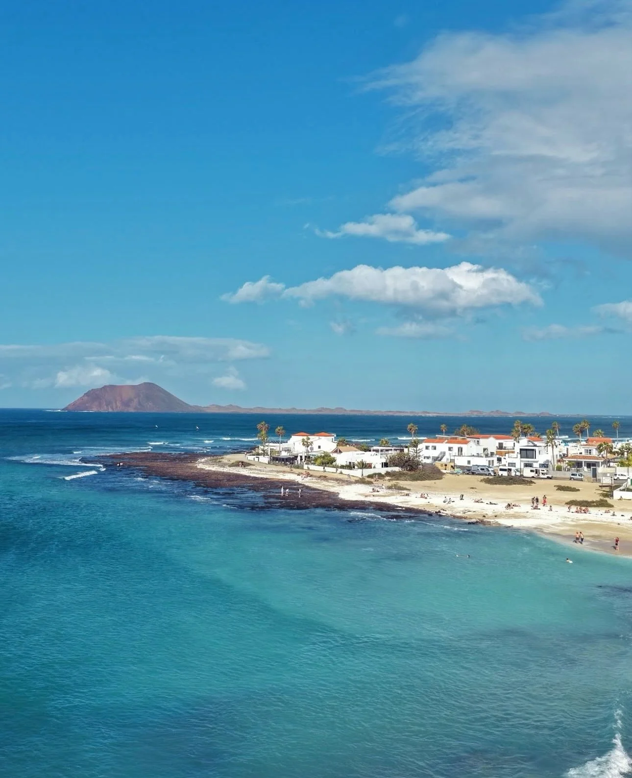 Corralejo, Fuerteventura - where your surf retreat comes to life 🏝️ 

Laid-back days, badass girls, and the ocean right on your doorstep.

Last SPRING 2026 dates available:

18 - 25 Apr
25 Apr - 2 May
2 - 9 May

Send DM for more info 🏄&zwj;♀️✨

Tha