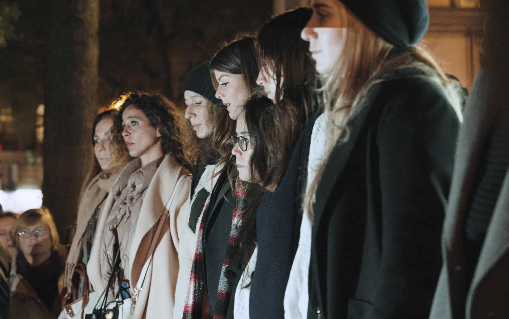 Des membres des Guerrères de la Paix lors d'un rassemblement